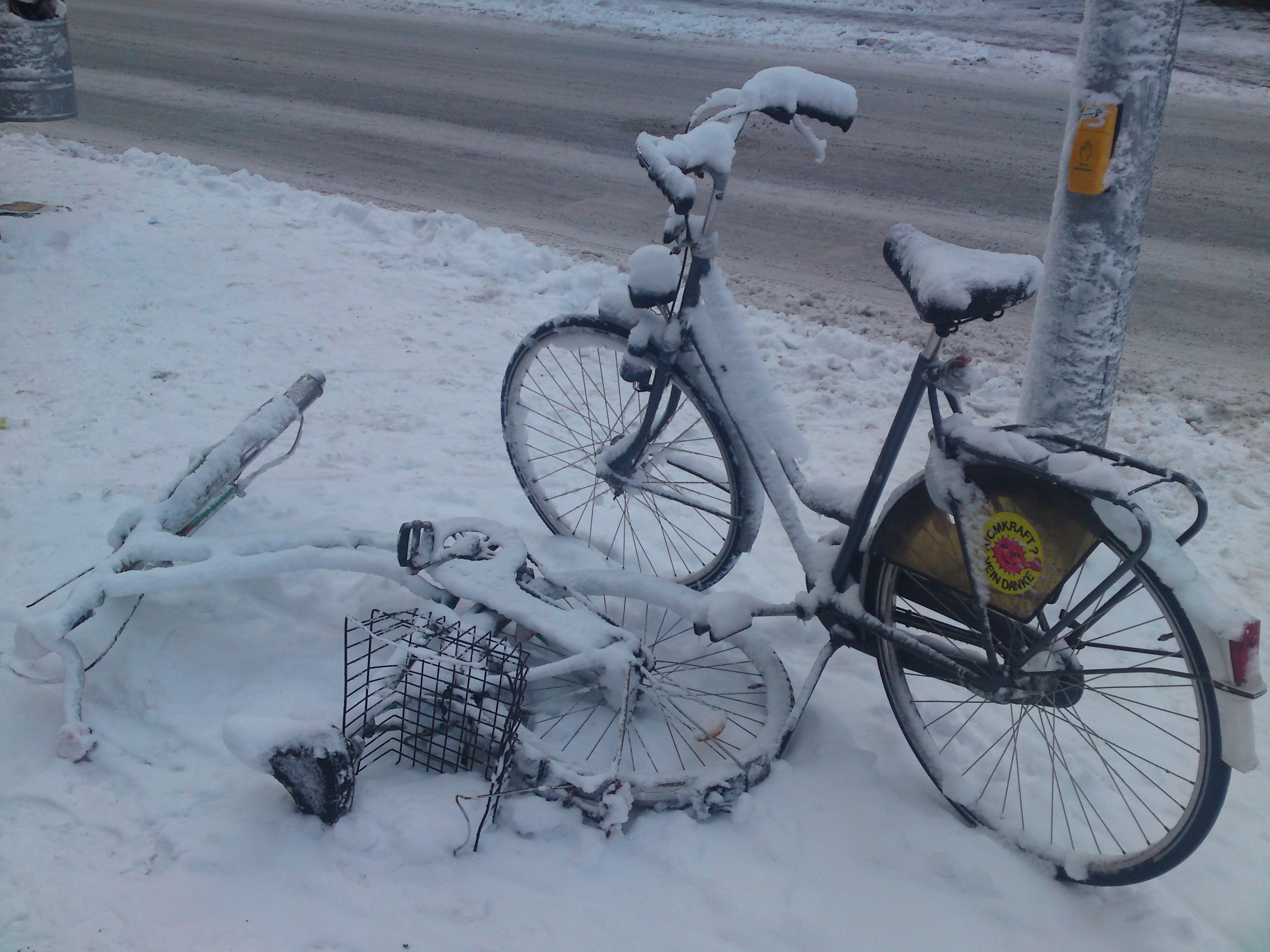 land vehicle, field, 2K, snowy, frozen, transportation, bicycle traffic, cold, no people, snow, nature, cycling, mode of transportation, winter, anti nuclear power plant, HD Wallpaper