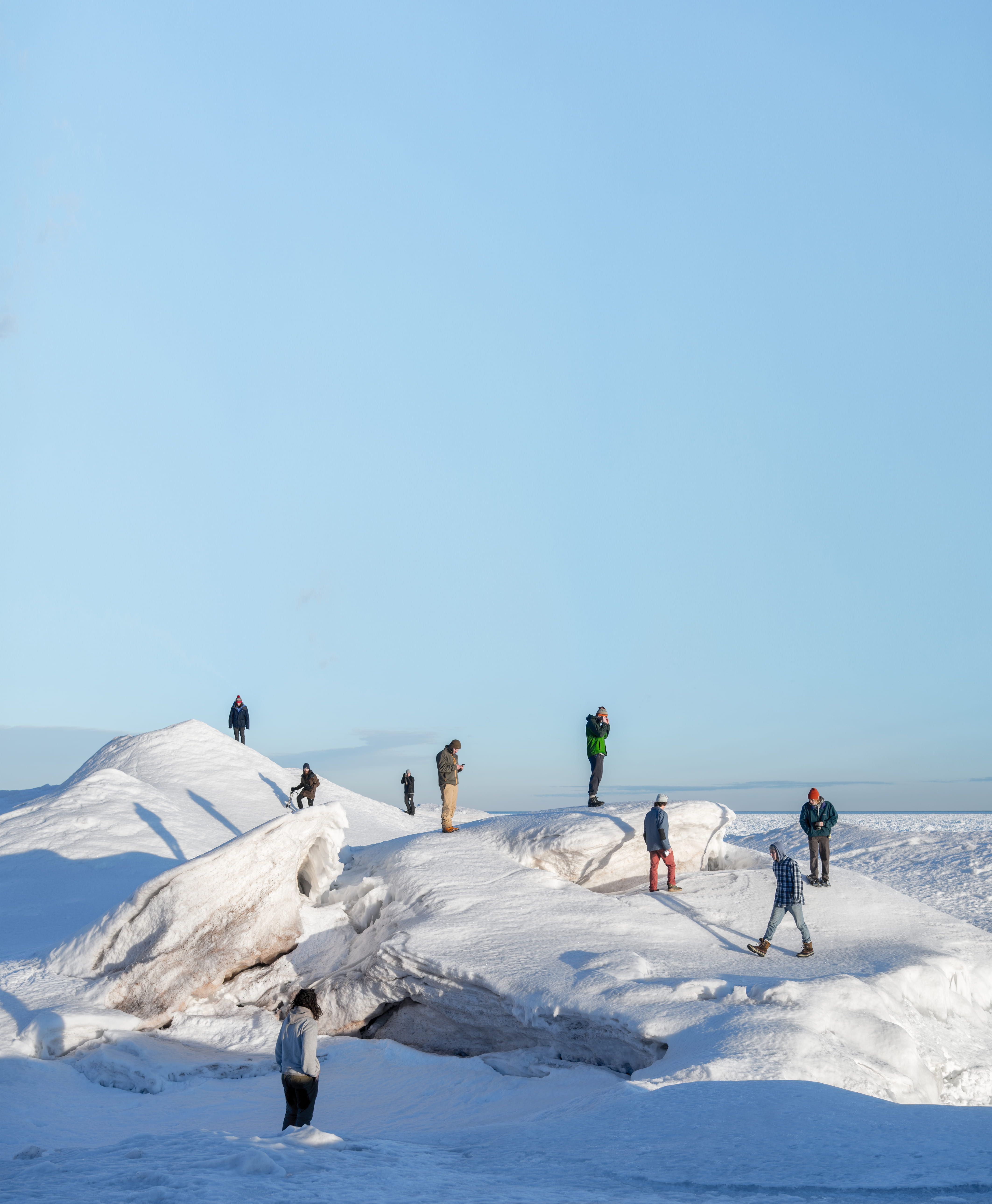 winter, 5K, nature, snow, white, real people, cold temperature, clear sky, snowcapped mountain, group of people, mountain, men, lifestyles, chill, outdoors, Phone HD Wallpaper