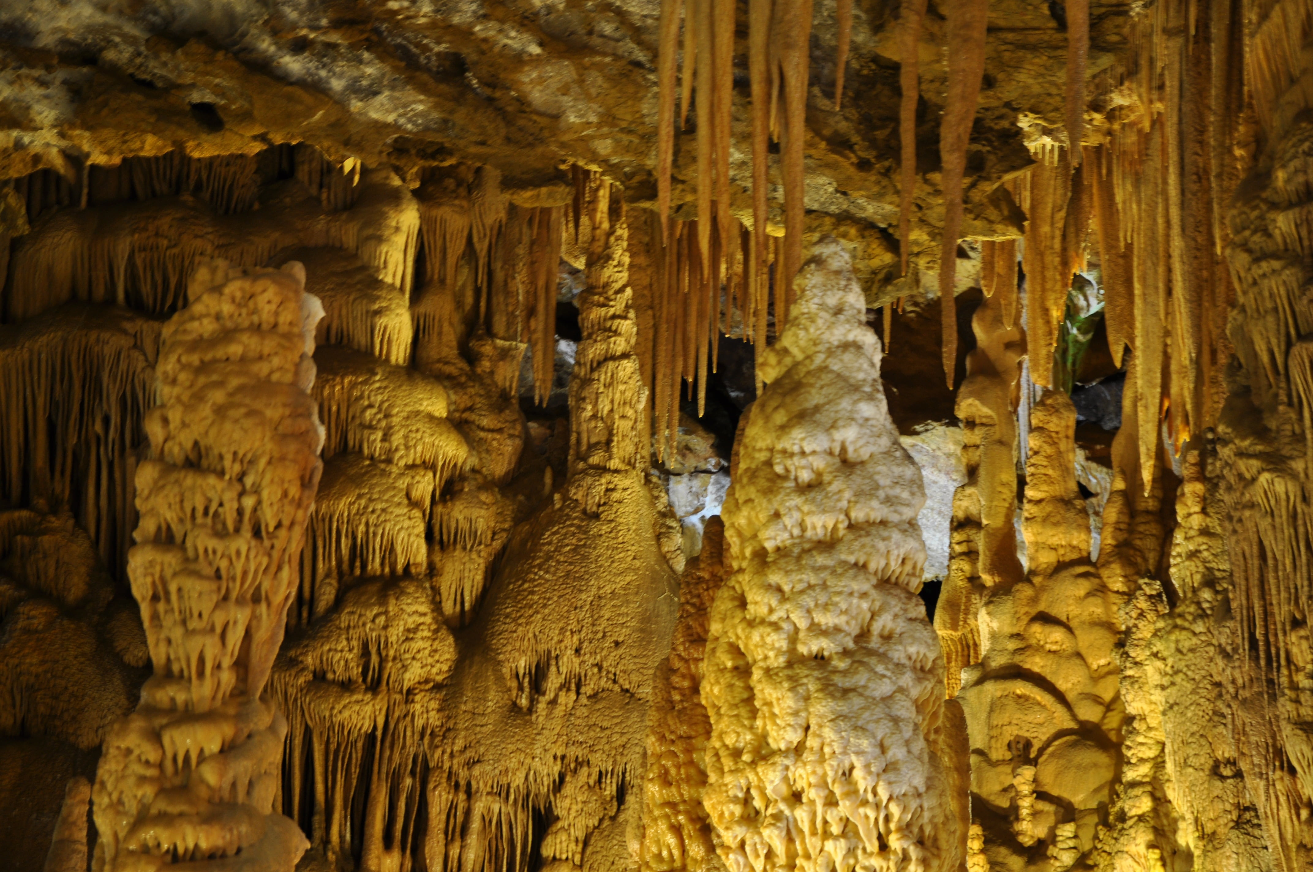 illuminated, nature, low angle view, roe, gümüşhane, ceiling, 4K, indoors, no people, travel destinations, limestone, rock, rock - object, geology, textured, HD Wallpaper