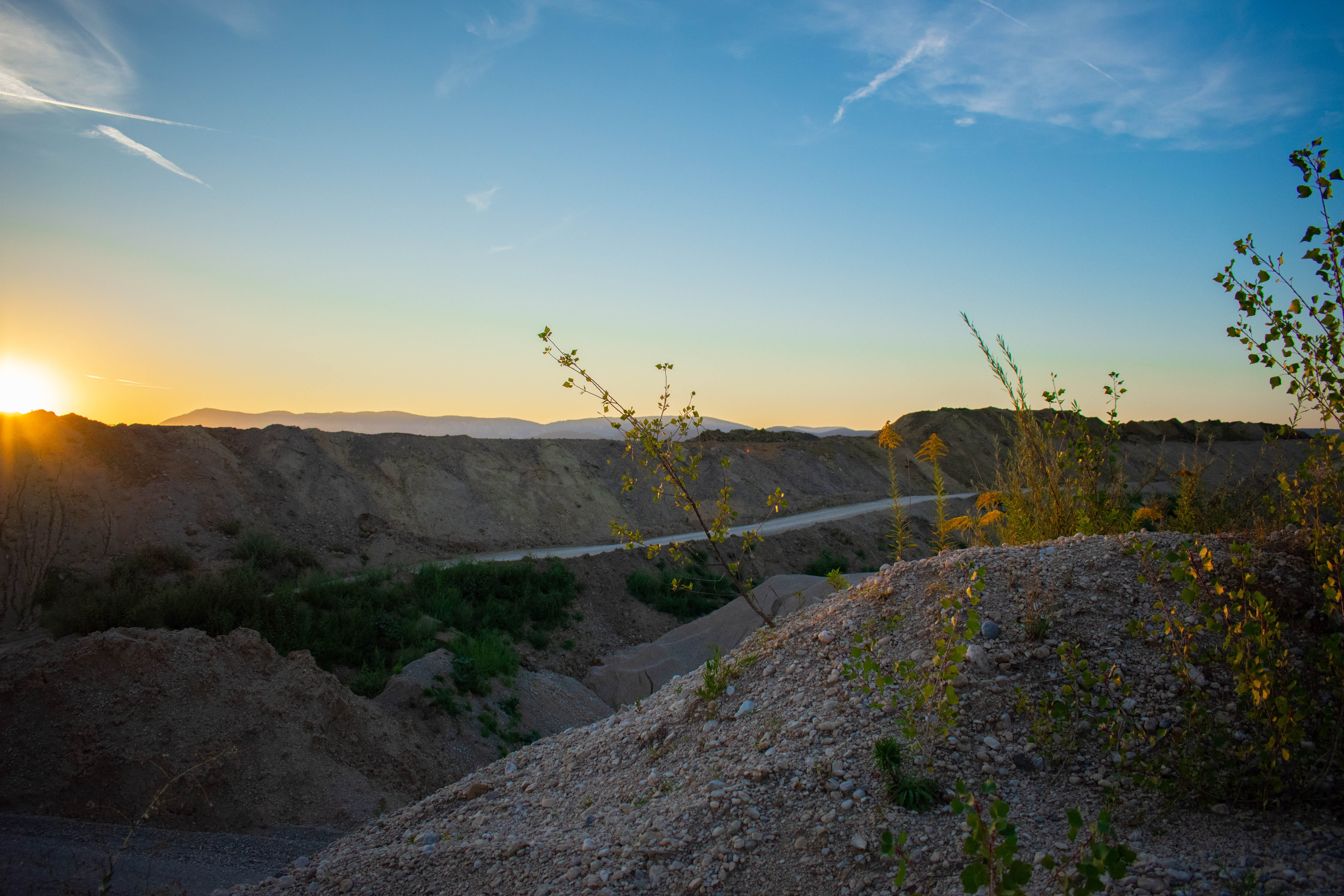 sun, gravel pit, tree, plant, mountain, rock, cloud - sky, scenics - nature, no people, 5K, rural, tranquil scene, solid, sunset, scenic, beauty in nature, HD Wallpaper