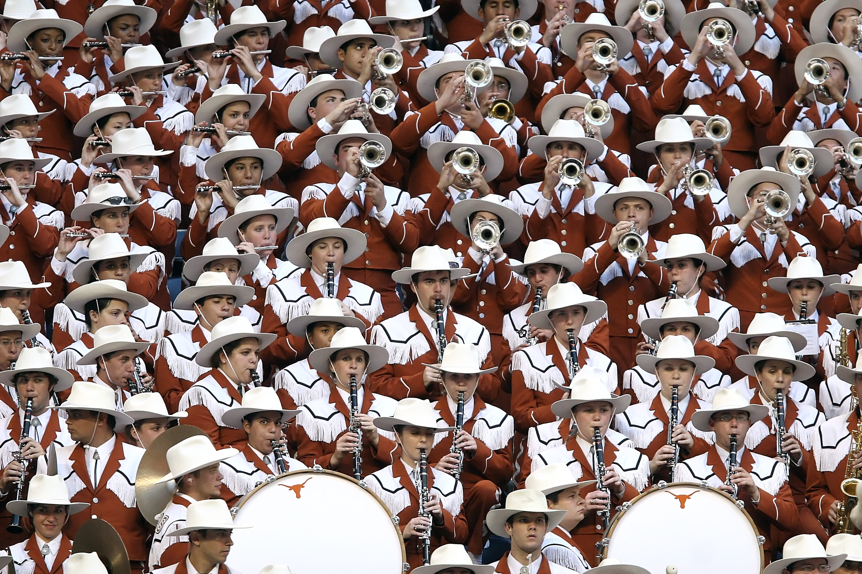 high angle view, male likeness, pop, belief, enthusiasm, musical, orchestra, play, time, crowd, artist, playing, wind, texas, band, texan, spectators, clarinet, HD Wallpaper