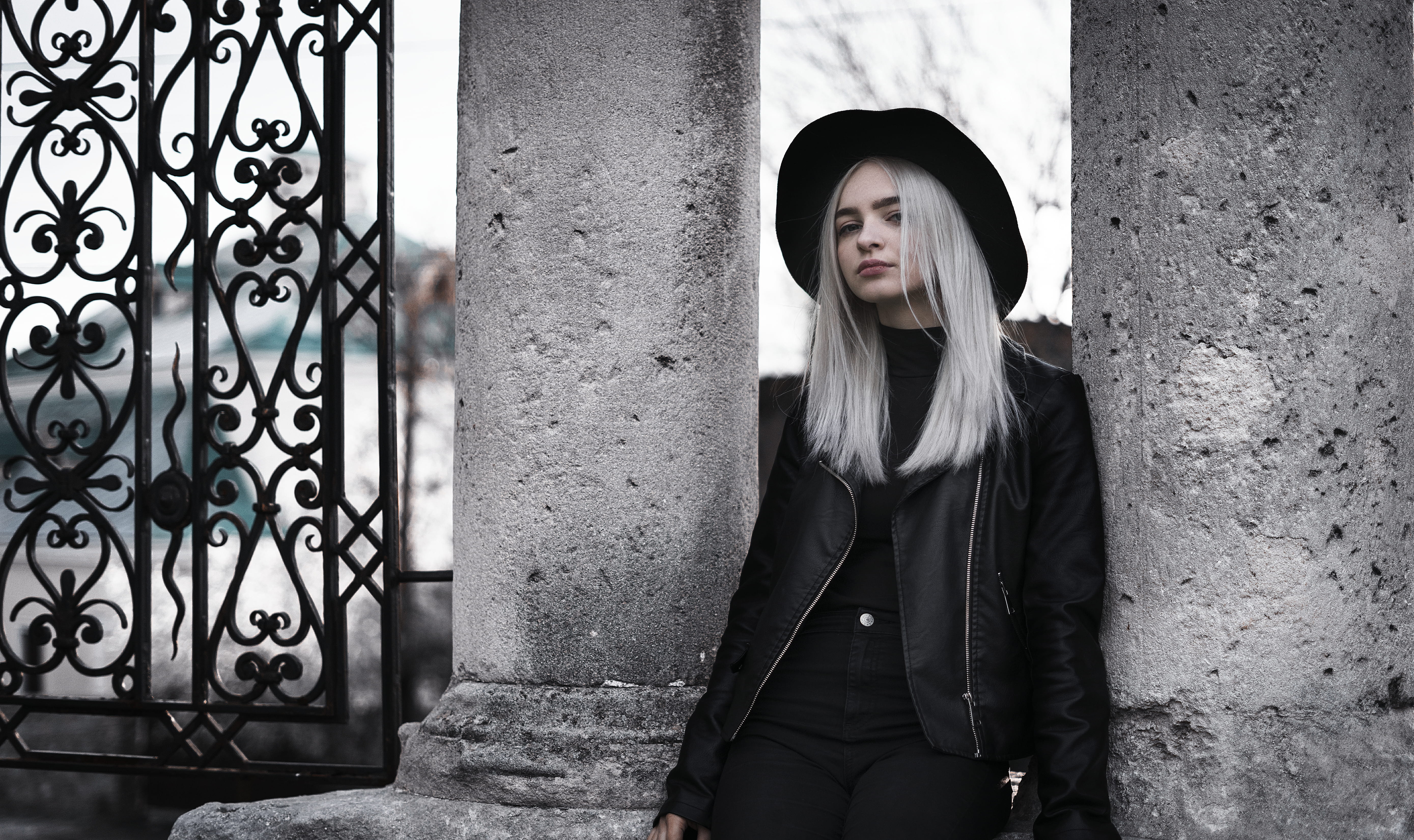 young women, castle, hair, three quarter length, leisure activity, kamyanets-podilskyi, 5K, gates, gaze, hood - clothing, tourist, building exterior, one person, HD Wallpaper