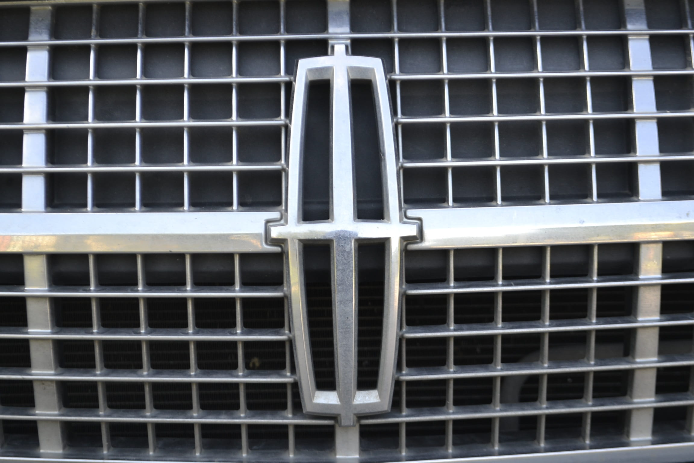 luxury, car, metal grate, expensive, 1080P, headlight, style, hood, window, black, shiny, mkz sedan, lincoln black label, metal, luxurious, grid, modern, HD Wallpaper