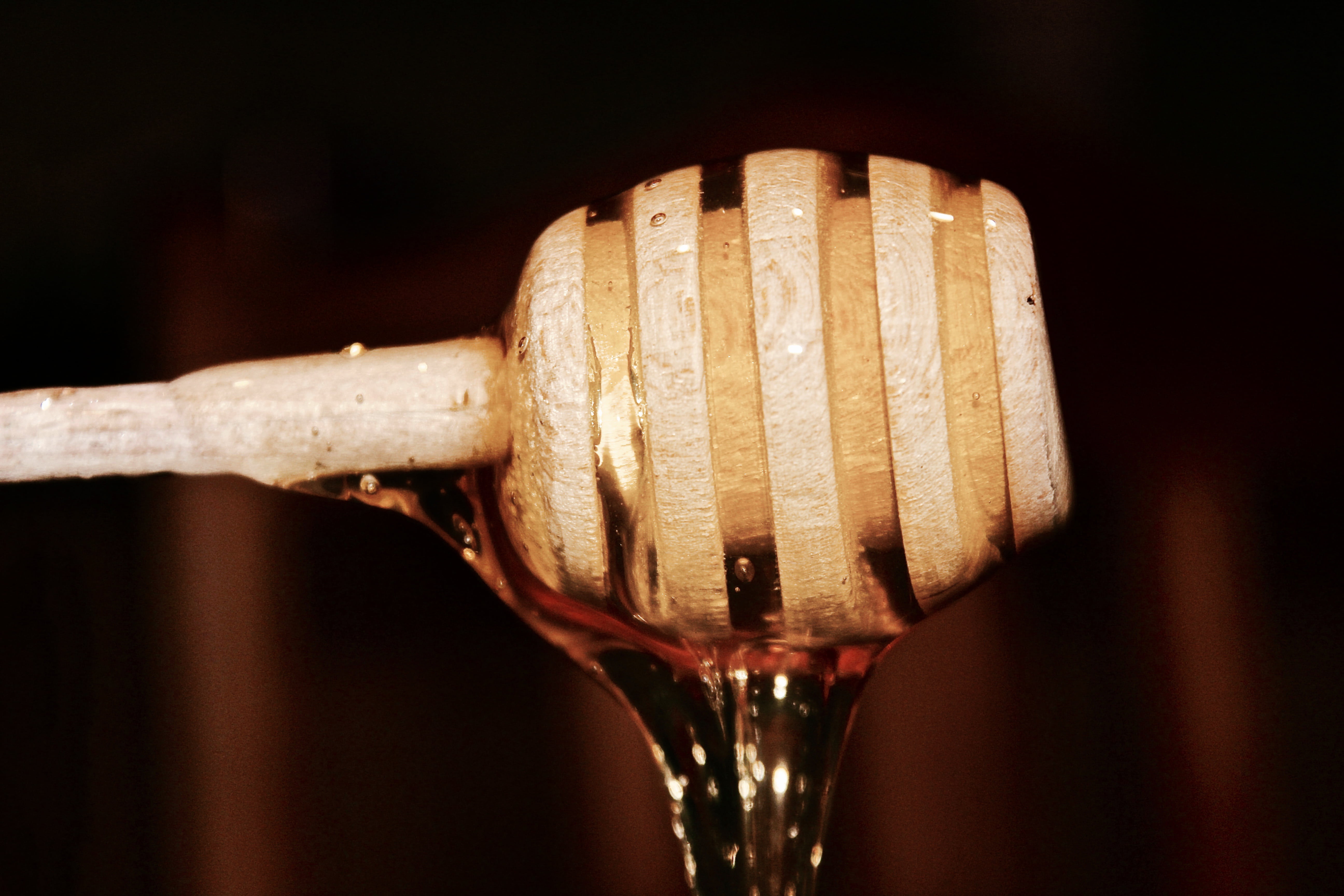winemaking, wooden, black background, mixer, food, honey, drink, party - social event, scoop, drinking, 5K, alcohol, red wine, glass, wine, wood - material, HD Wallpaper