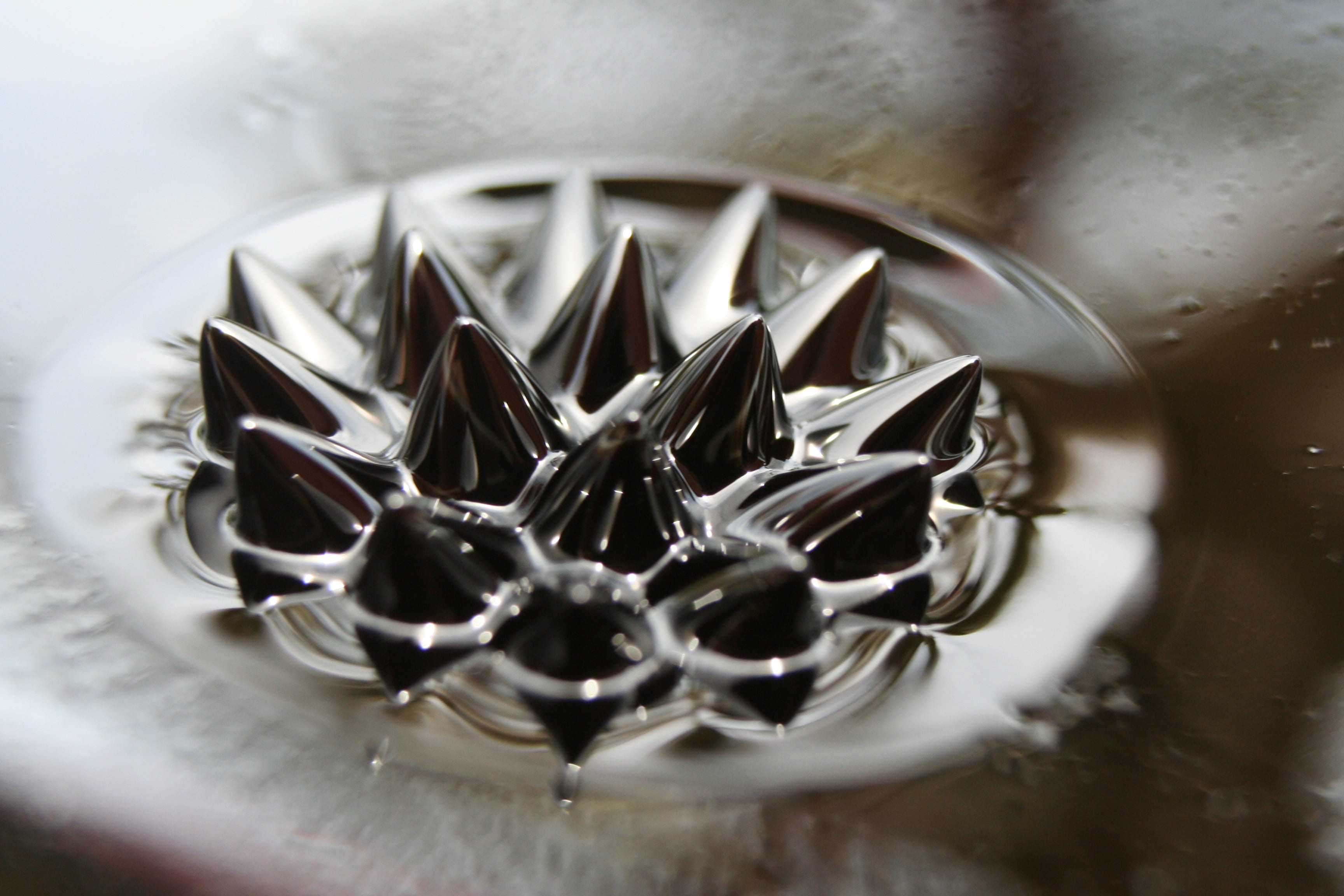 indoors, 2K, spoon, no people, food, fork, steel, silver colored, liquid, ferrofluid, macro, close-up, still life, magnet, metal, glass, shiny, spikes, HD Wallpaper
