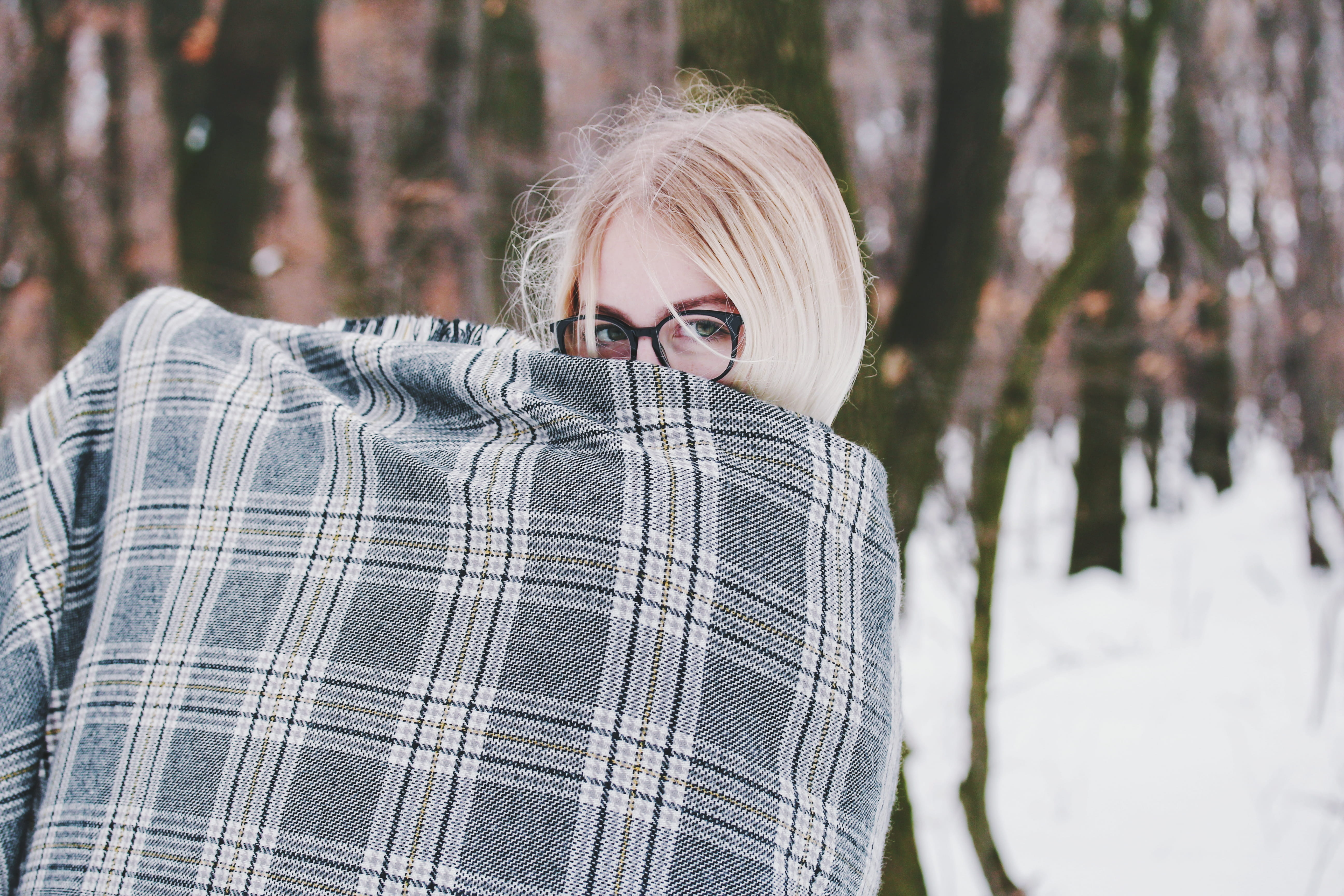 close-up, icee, land, pose, woods, young adult, one person, blond hair, glasses, black, real people, leisure activity, photoshoot, attractive, weather, HD Wallpaper