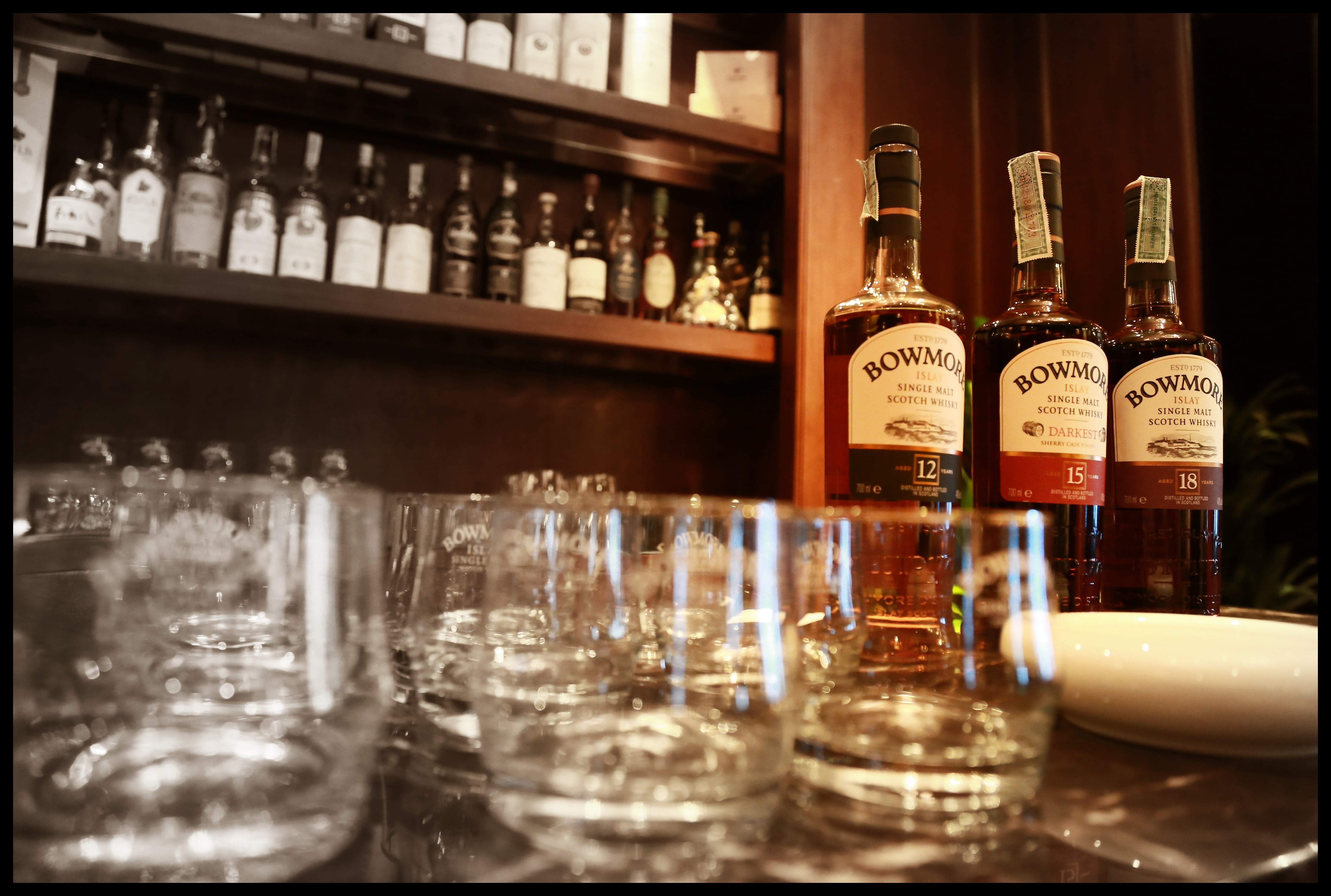 alcohol, drink, whiskey, bar, the bottle, refreshment, choice, hard liquor, 5K, bar counter, variation, glass - material, bottle, no people, label, food and drink, HD Wallpaper