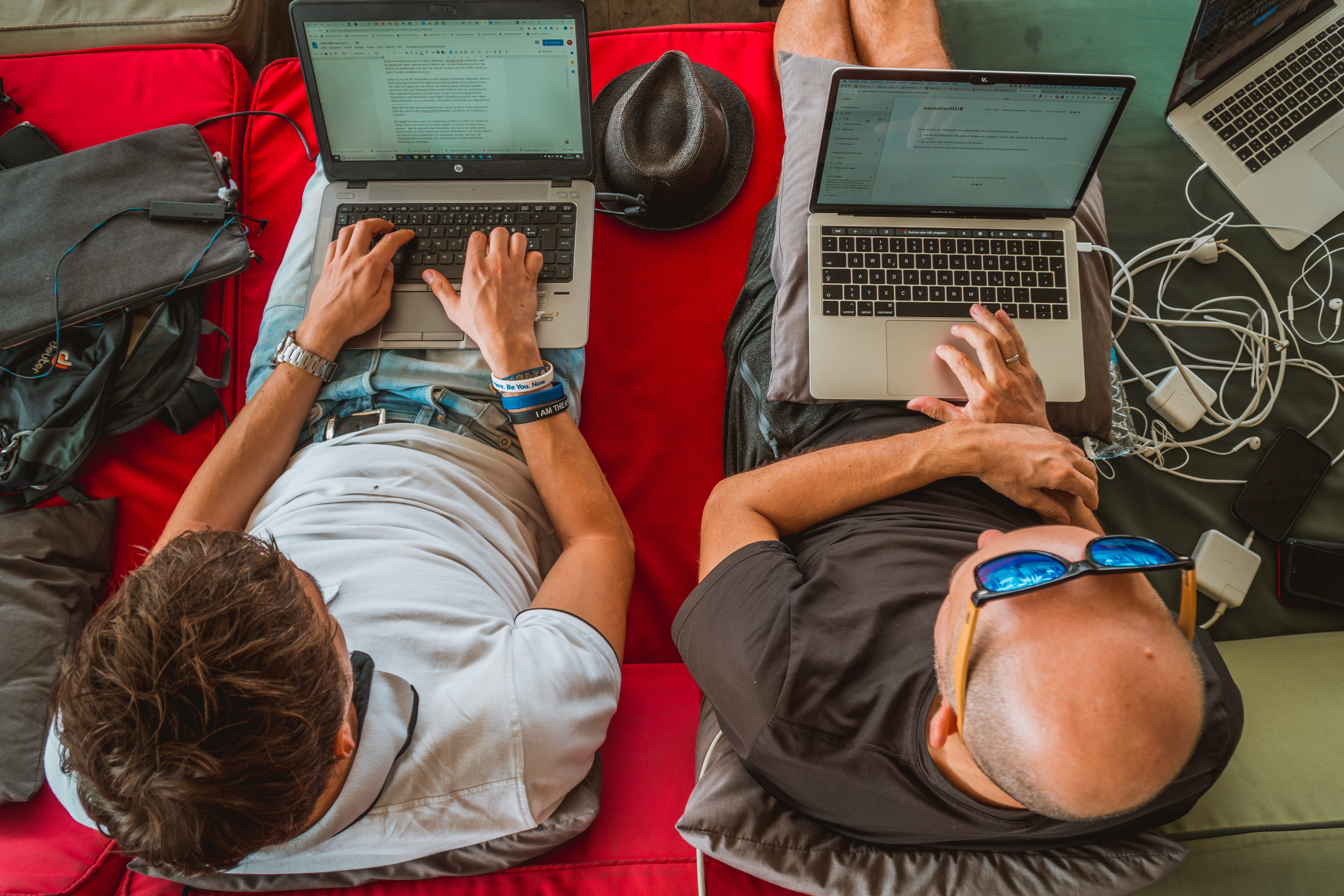 notebook, office, relaxation, mac, remote work, apple, work, web page, screen, nomads, technology, men, internet, adult, lancer, web, keyboard, using laptop, HD Wallpaper