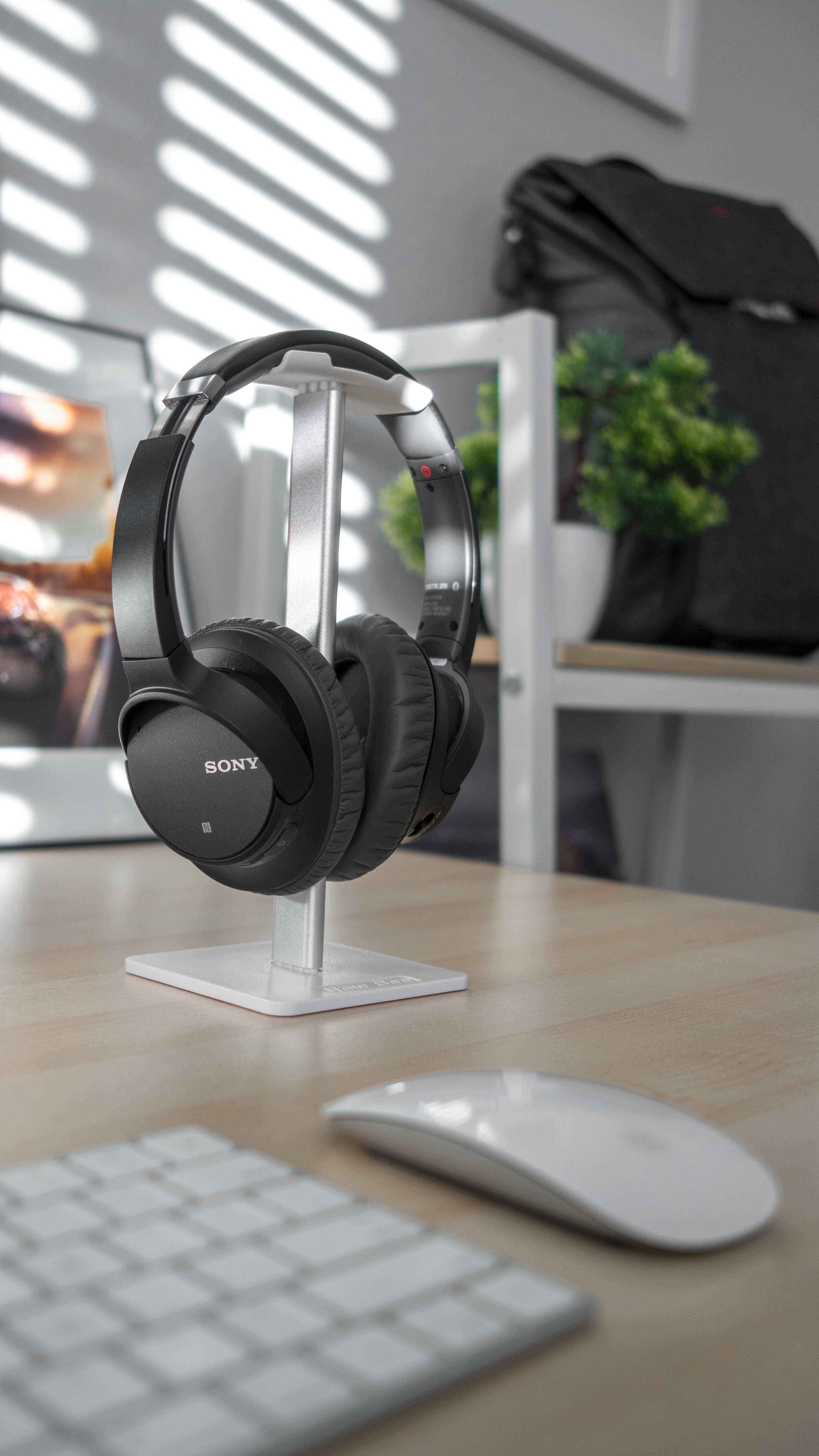 imac, home office, focus on foreground, headphones, apple computer, desk, black color, no people, close-up, entrepreneur, lance, computer, table, business, Phone HD Wallpaper