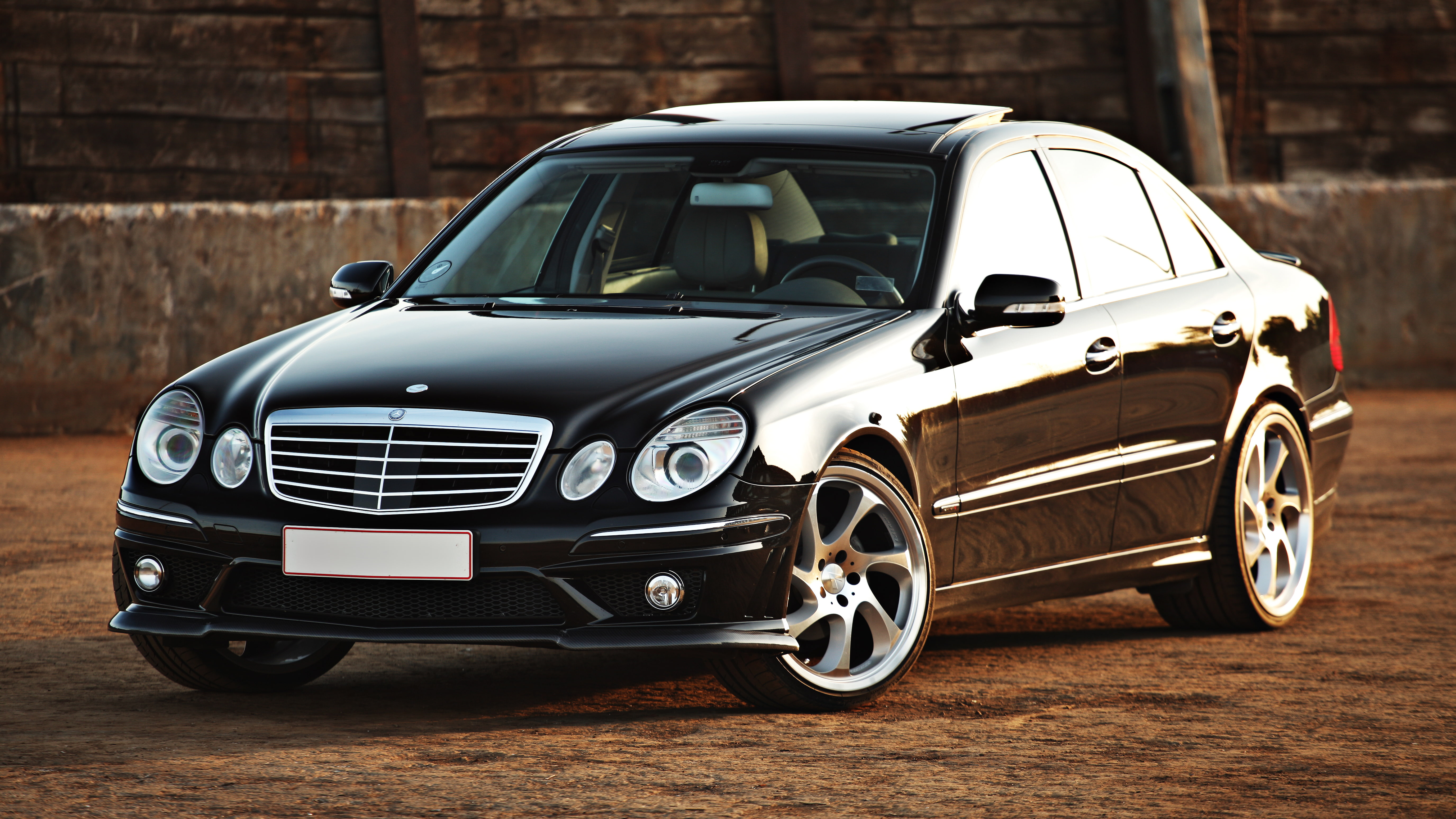 building exterior, city, mode of transportation, classe e, stationary, car, motor vehicle, silver colored, 5K, luxury, Mercedes-Benz, brick, tuning, land vehicle, HD Wallpaper