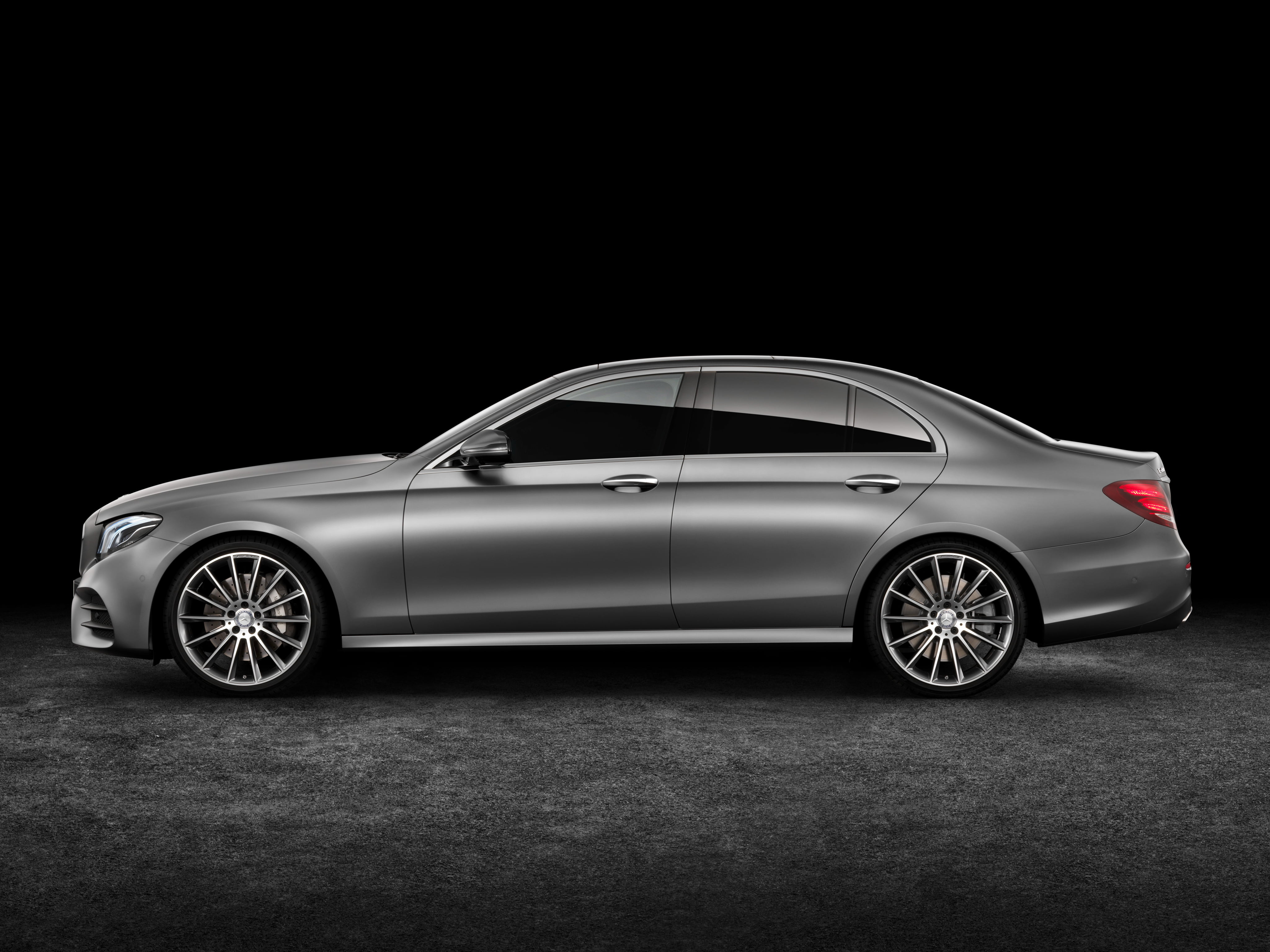 wheel, luxury, AMG, shiny, 4K, silver colored, E-Class, studio shot, land vehicle, motor vehicle, mode of transportation, clean, no people, car, Mercedes-Benz, HD Wallpaper