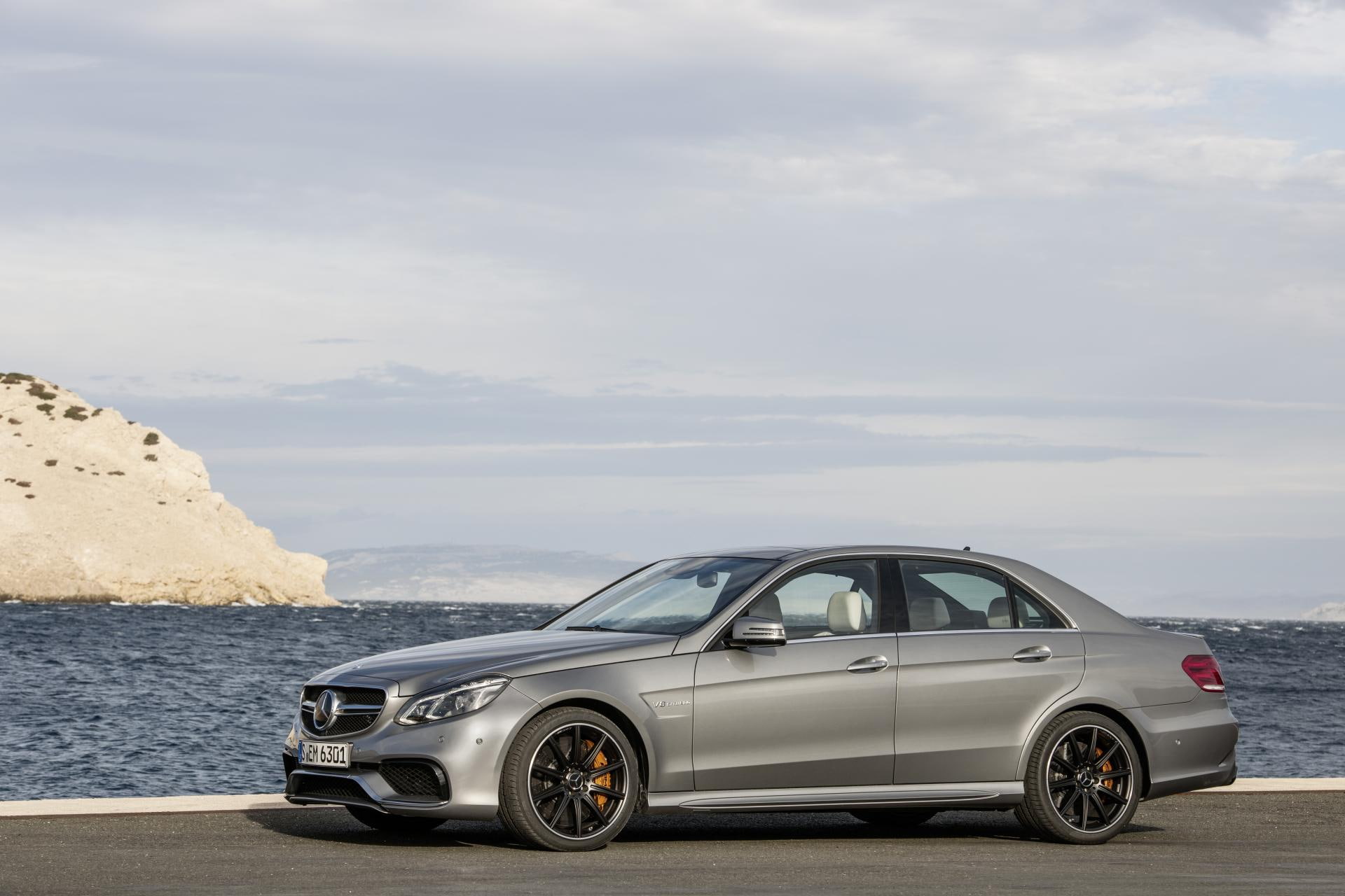 benz, 1080P, scenics - nature, outdoors, transportation, stationary, class, travel, e, land vehicle, motor vehicle, water, day, sky, amg, model, cloud - sky, HD Wallpaper