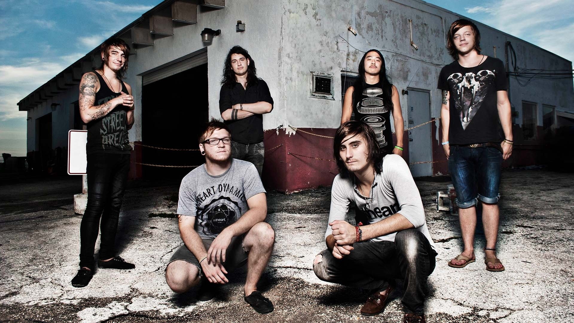 Tattoo, looking at camera, men, adult, young women, T-shirts, group of people, women, males, portrait, building exterior, We came as romans, teenager, people, HD Wallpaper