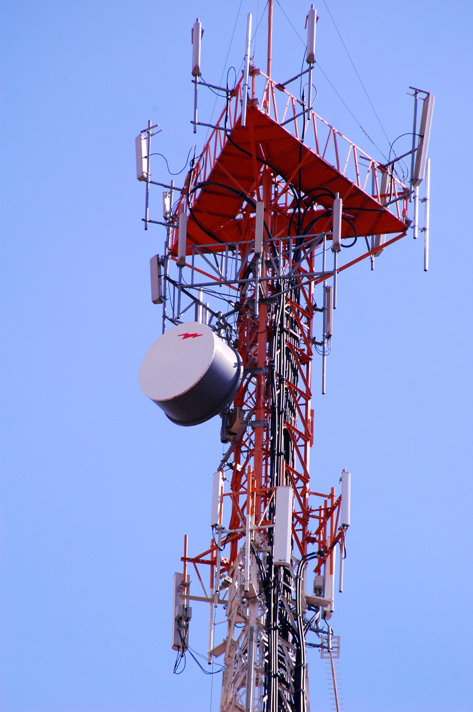 metal, Information, Antenna, antenna - aerial, phone, nature, architecture, sky, Wi-Fi, satellite, broadcasting, tall - high, connection, outdoors, technology, Phone HD Wallpaper