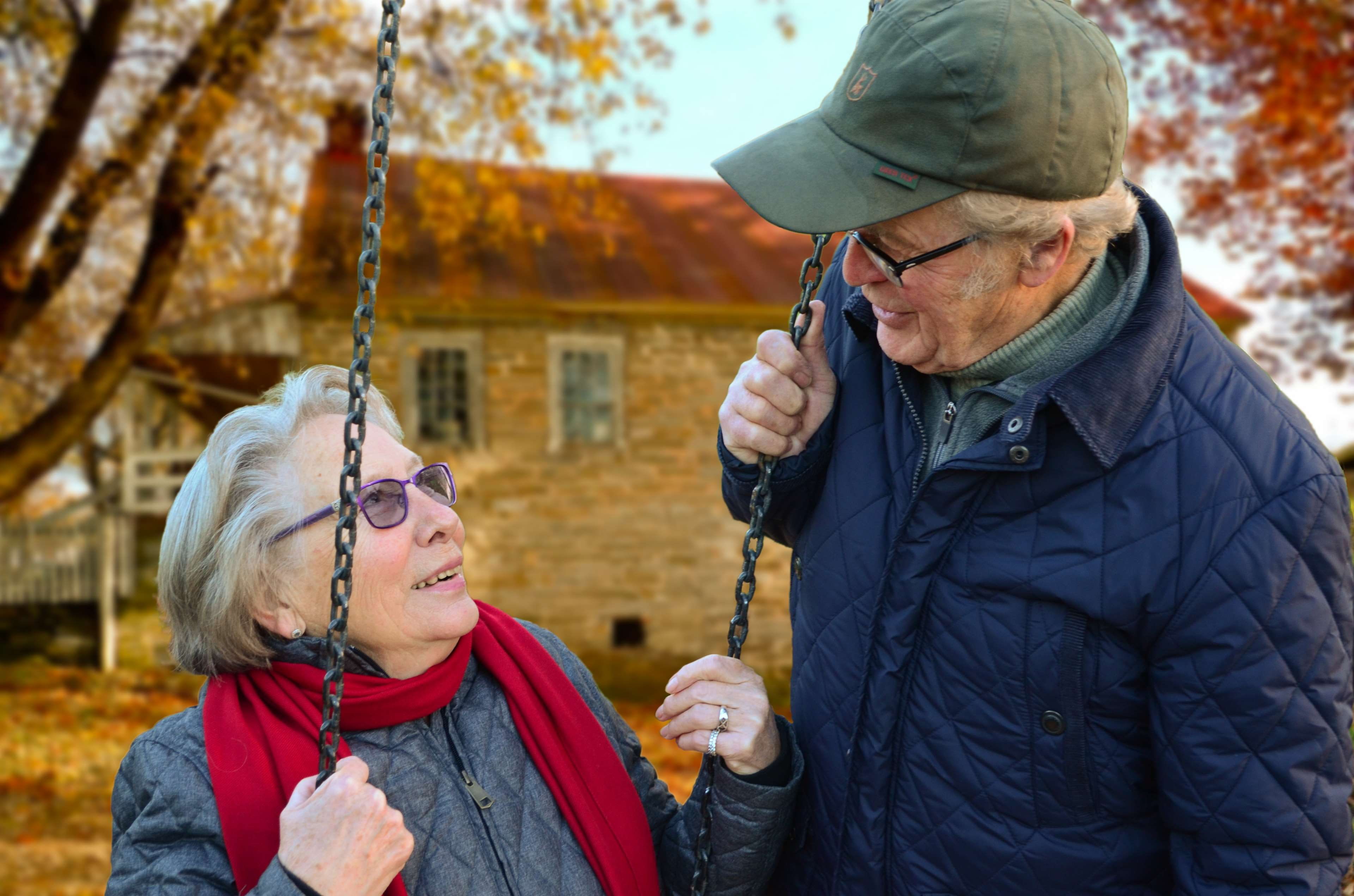 senior men, 4K, old, glasses, real people, females, males, couple, mature men, women, woman, bonding, outdoors, senior adult, holding, men, man, togetherness, HD Wallpaper