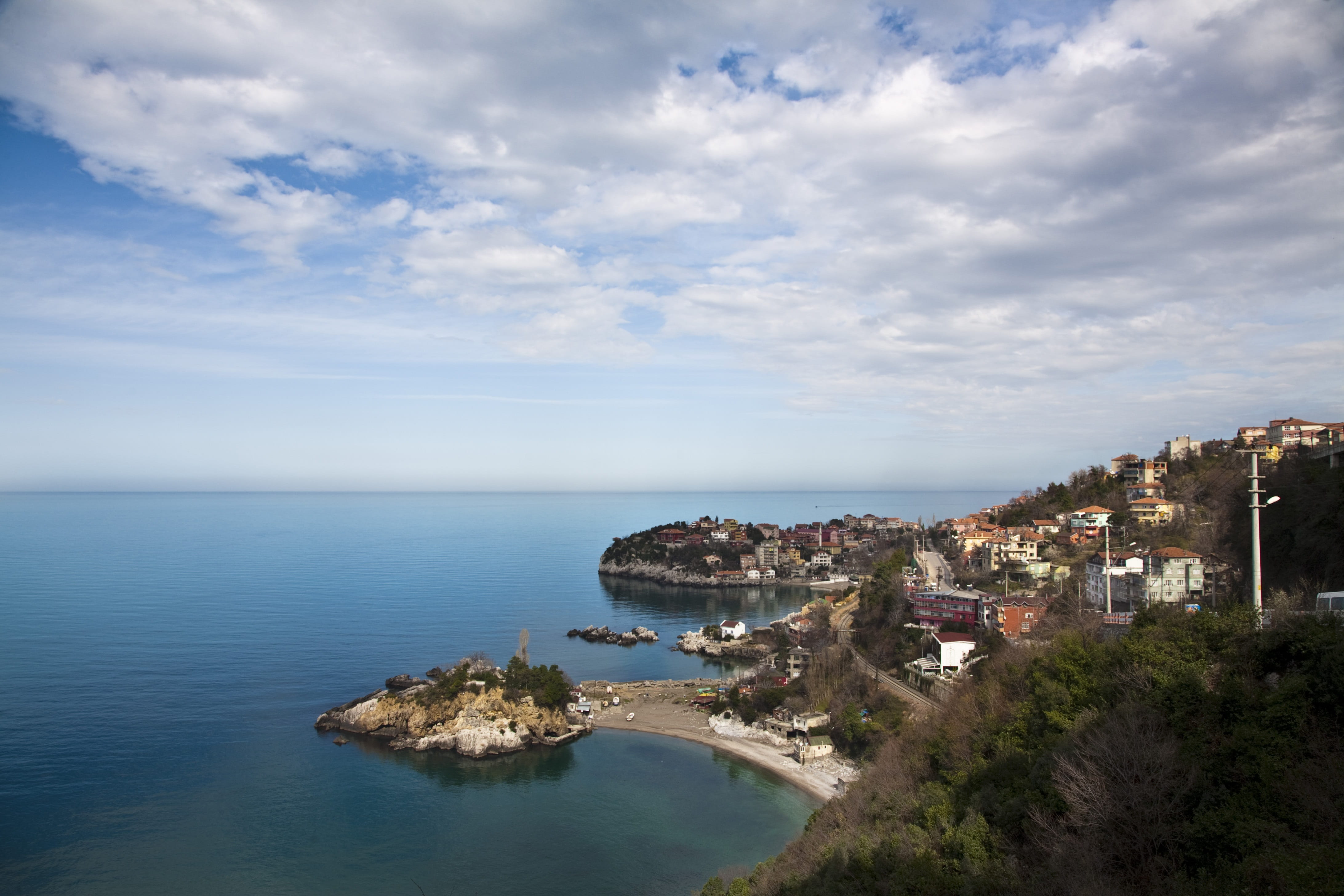townscape, travel Locations, horizon, water, blue, beach, mediterranean Sea, Marine, scenics, zonguldak, turkey, beauty in nature, 4K, City, architecture, HD Wallpaper