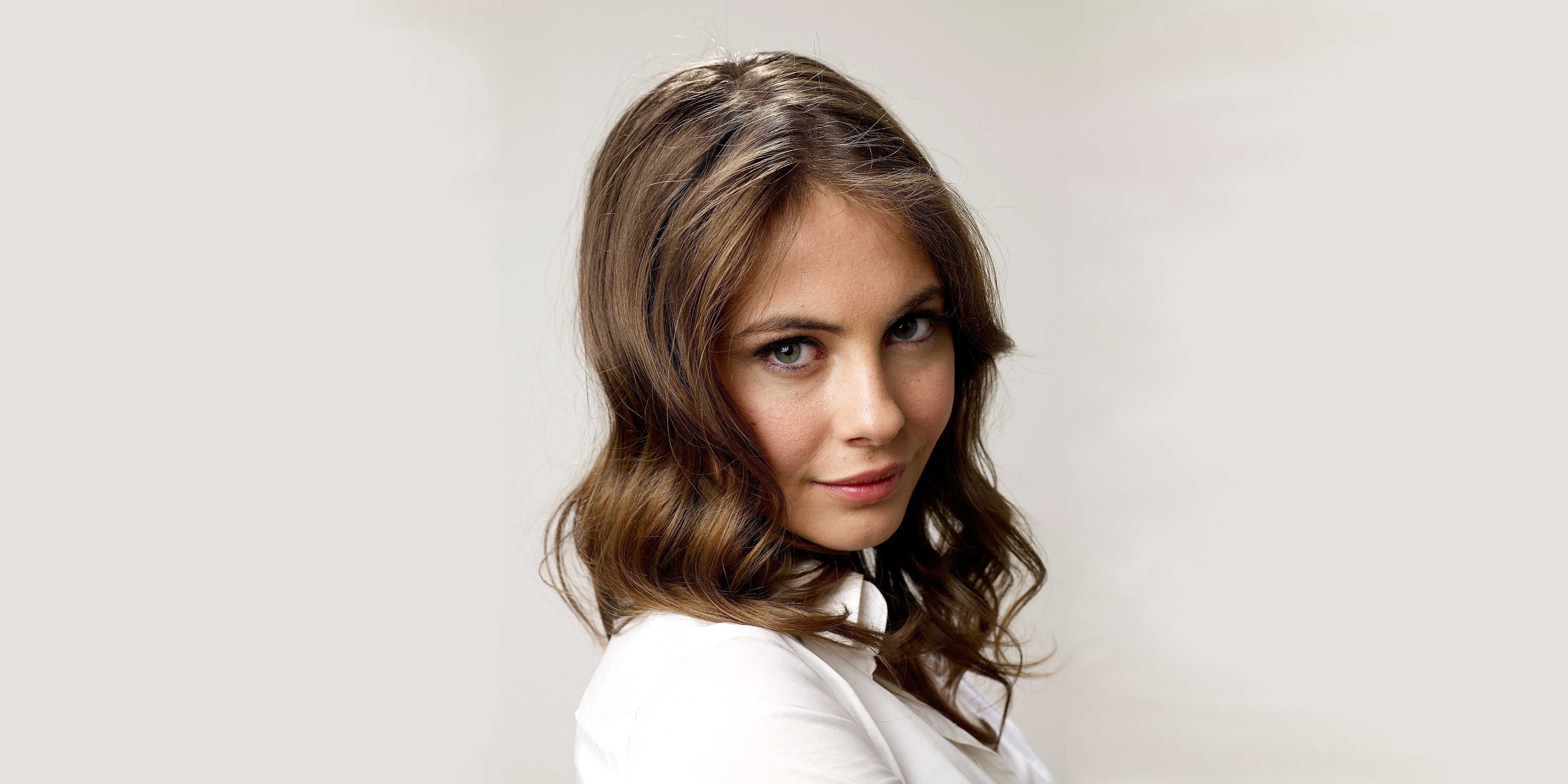 white background, long hair, women, green eyes, one person, studio shot, looking at camera, beautiful woman, human hair, Willa Holland, hair, beauty, adult, HD Wallpaper