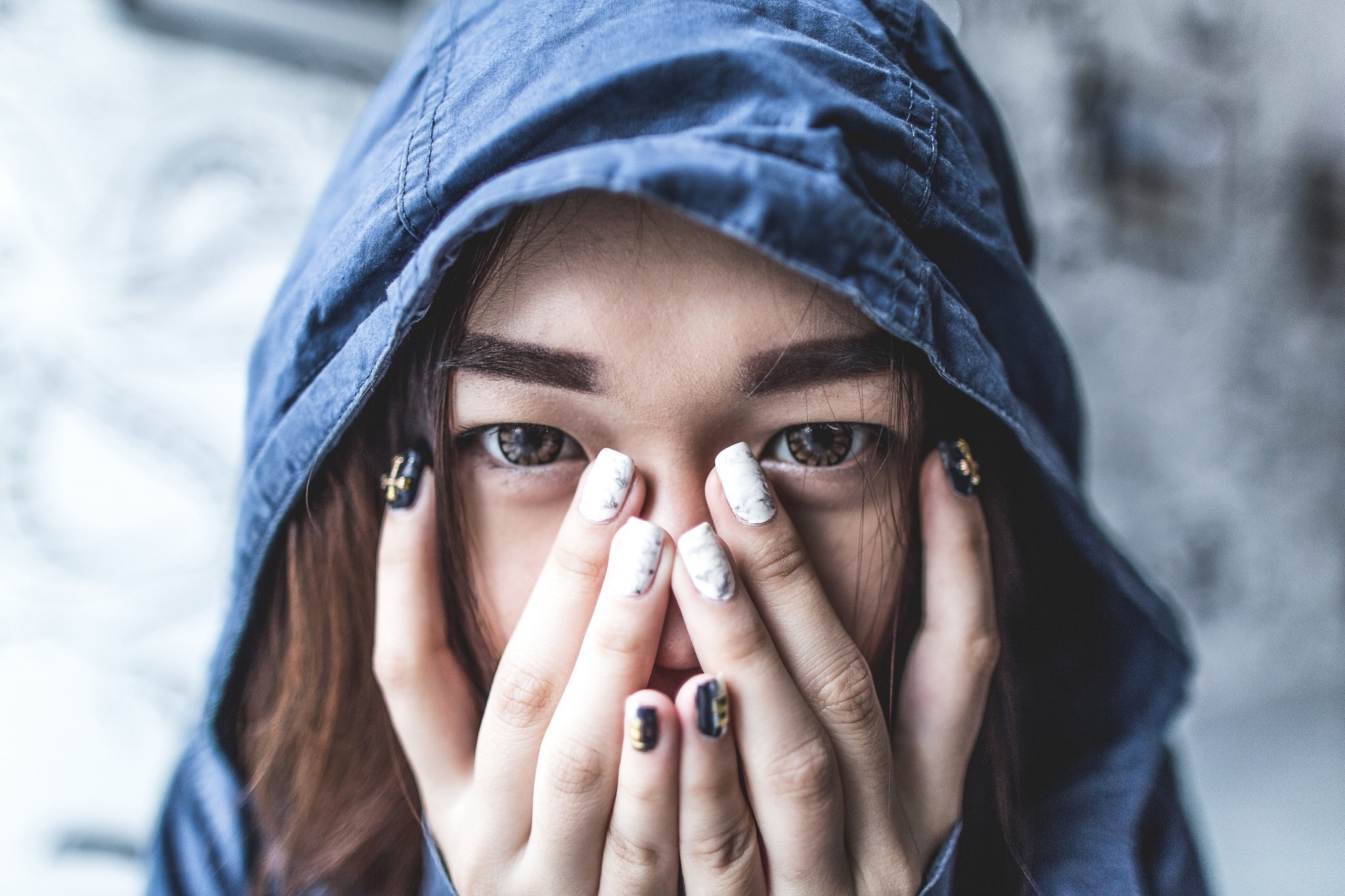 girls, human hand, depression - sadness, winter, cold temperature, looking at camera, warm clothing, emotion, lifestyles, portrait, hood - clothing, teenager, HD Wallpaper