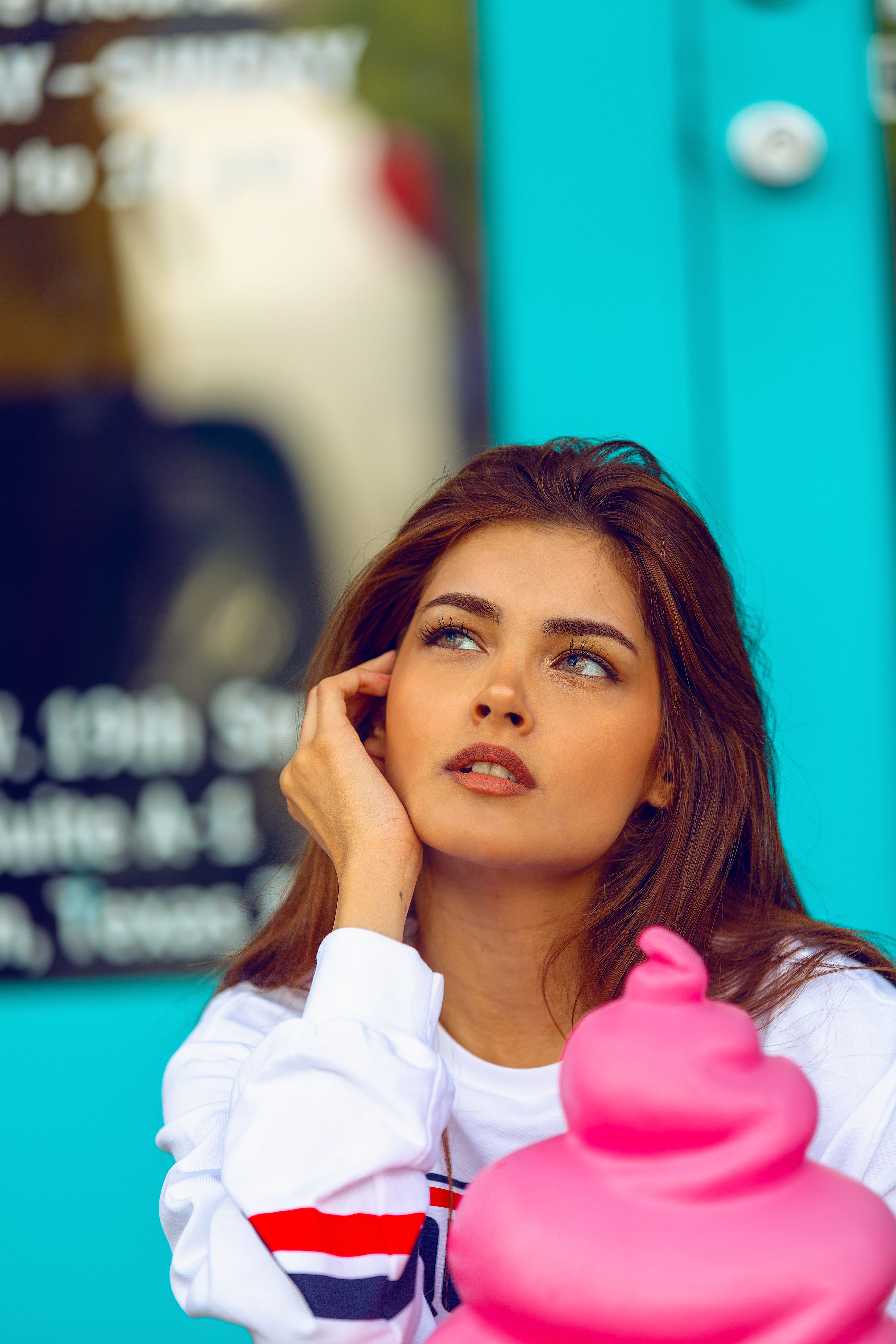 makeup, fashion, looking up, brunette, adult, real people, women, looking, face, young adult, green eyes, young women, hair, blue, focus on foreground, Phone HD Wallpaper