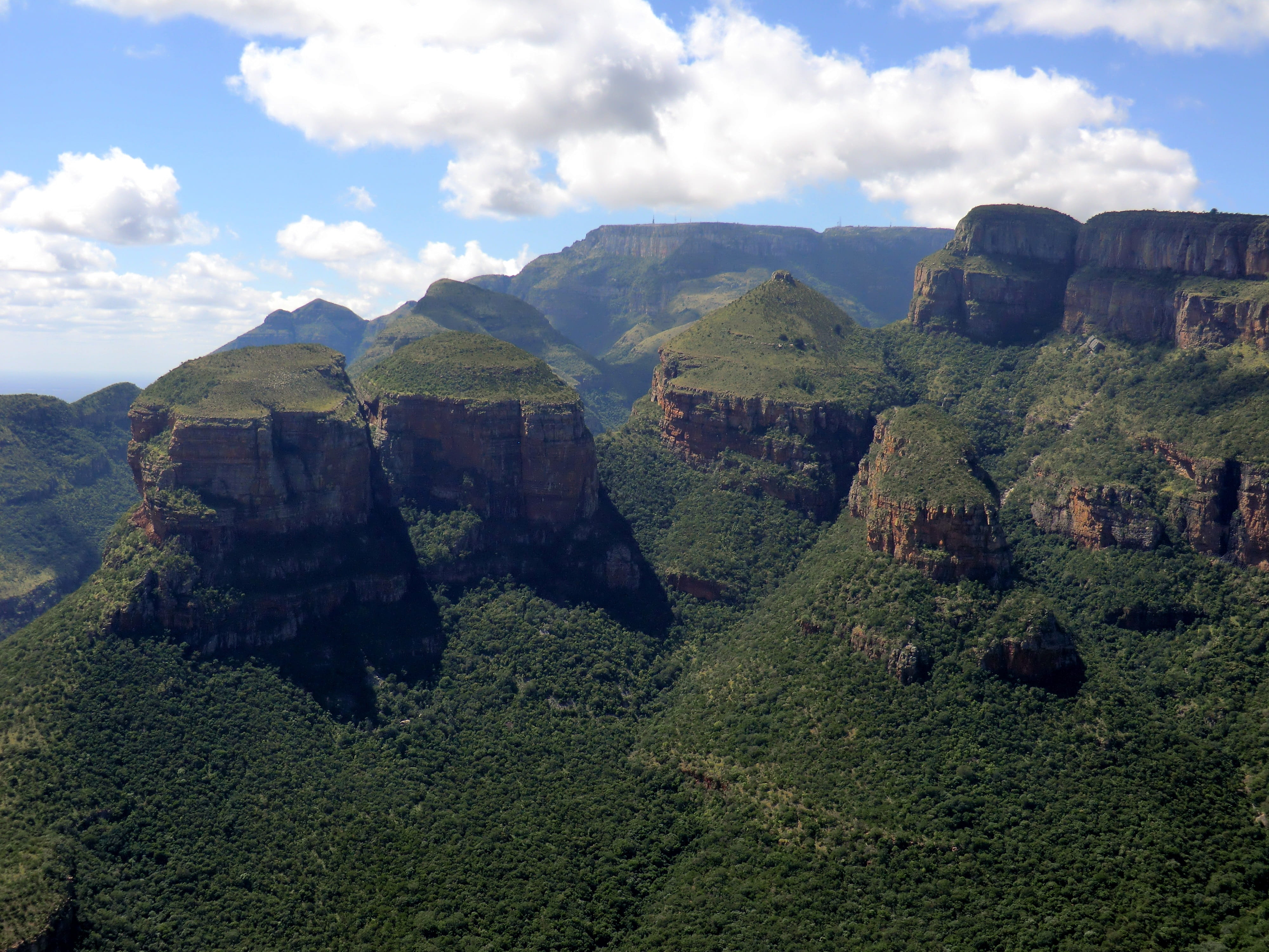 no people, tranquil scene, beauty in nature, cloud - sky, travel, tourism, view, canyon, nature paradise, river, vacations, drakensberg mountains, gorge, HD Wallpaper