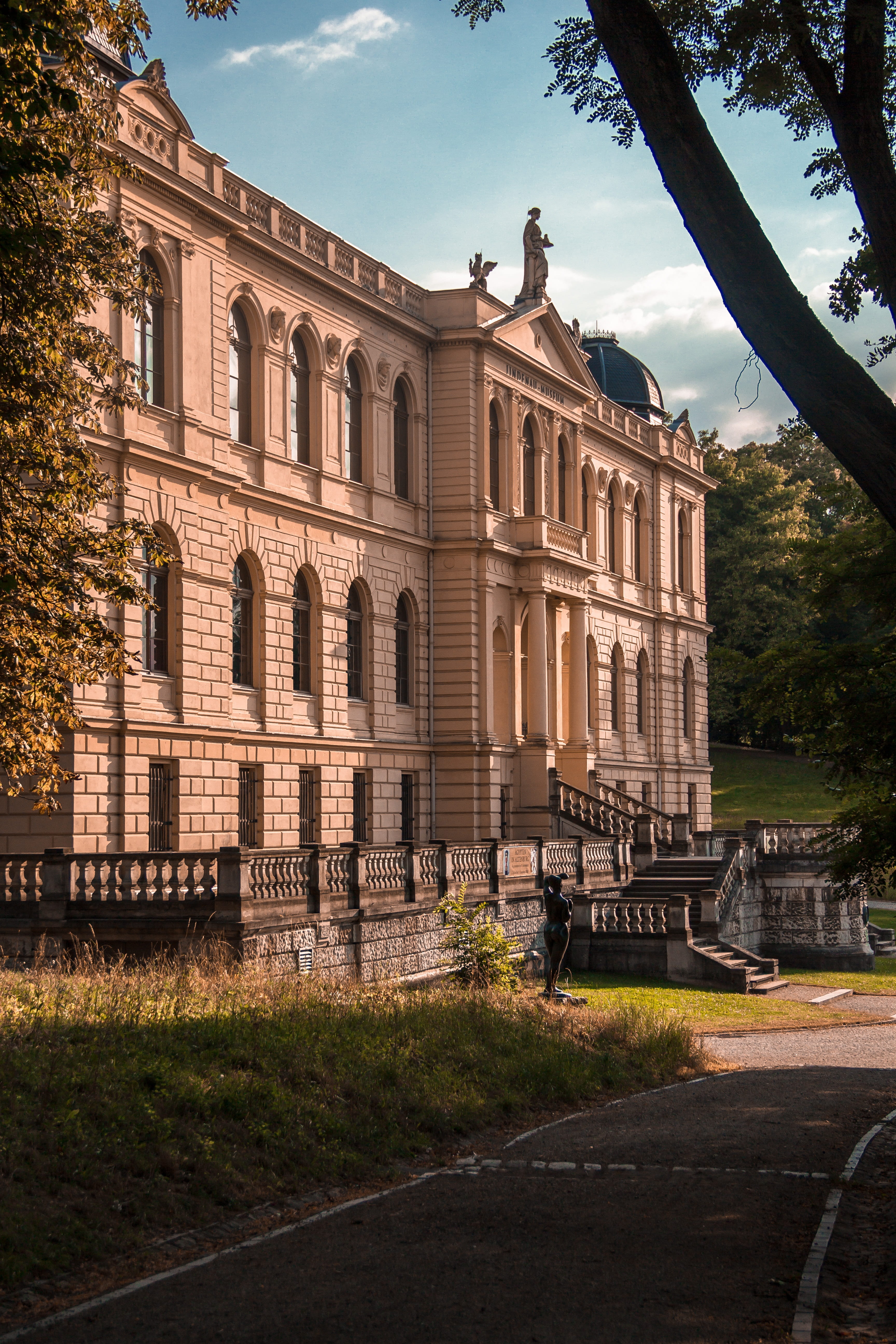 historically, places of interest, bowever, incidental people, worth a visit, museum, the past, building exterior, lindenau-museum, nature, built structure, Phone HD Wallpaper
