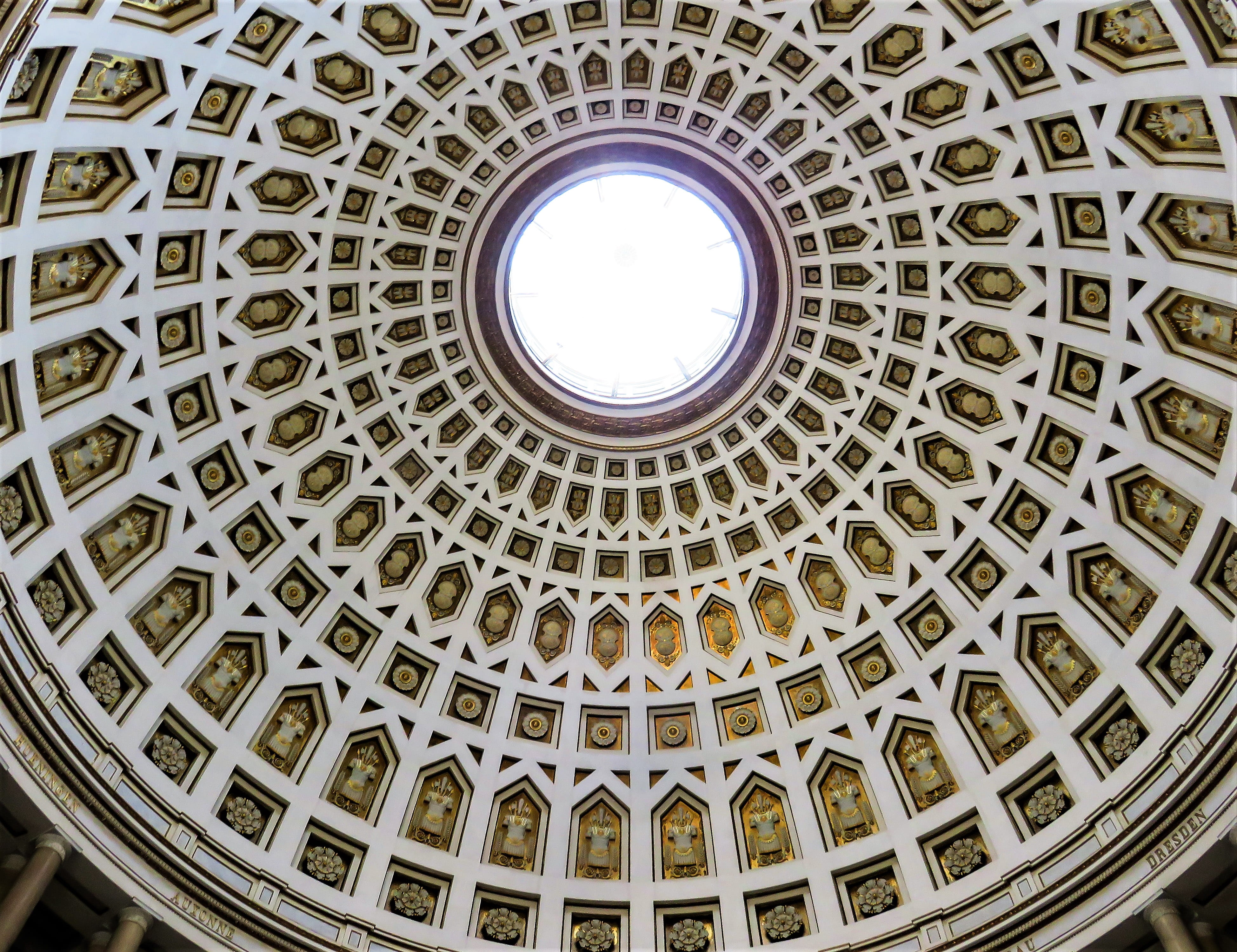 low angle view, shape, ornate, circle, skylight, no people, tourist attraction, religion, of king ludwig l built, marble, art and craft, architecture and art, HD Wallpaper