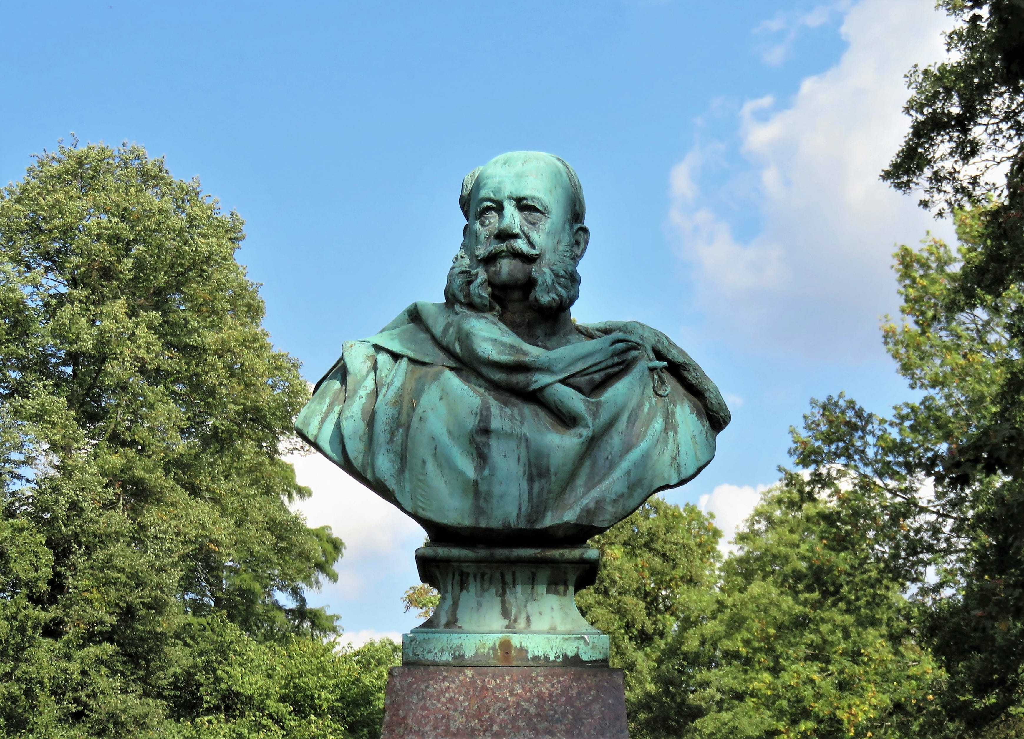 tree, monument, art and craft, cloud - sky, no people, hamburg mountain village, representation, plant, low angle view, day, memorial, emperor wilhelm i, HD Wallpaper