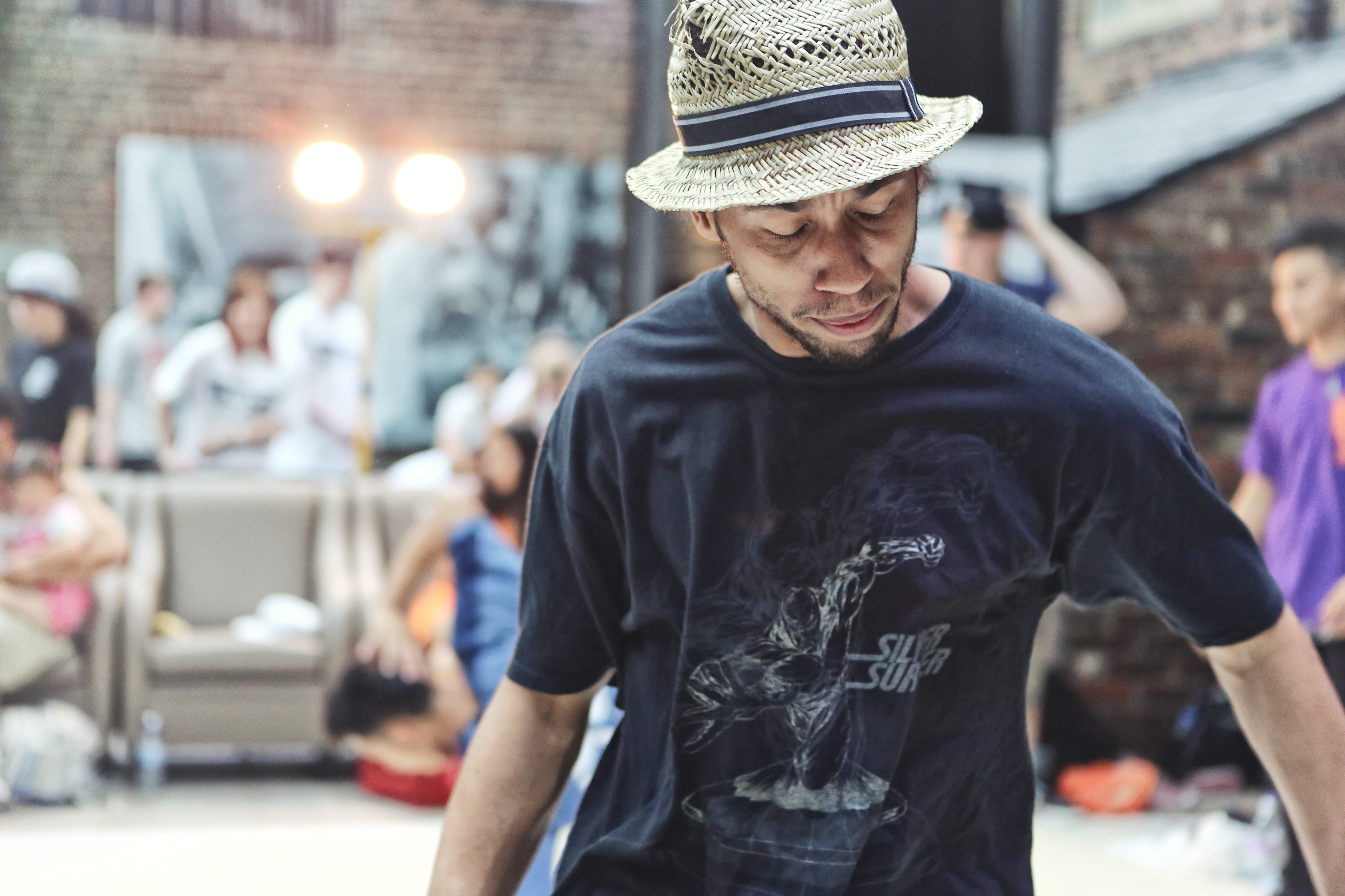 men, motion, life, dissolving, people, lifestyles, broken, wearing, breakdancing, photographic effects, cool attitude, dancing, leisure activity, bucket, HD Wallpaper