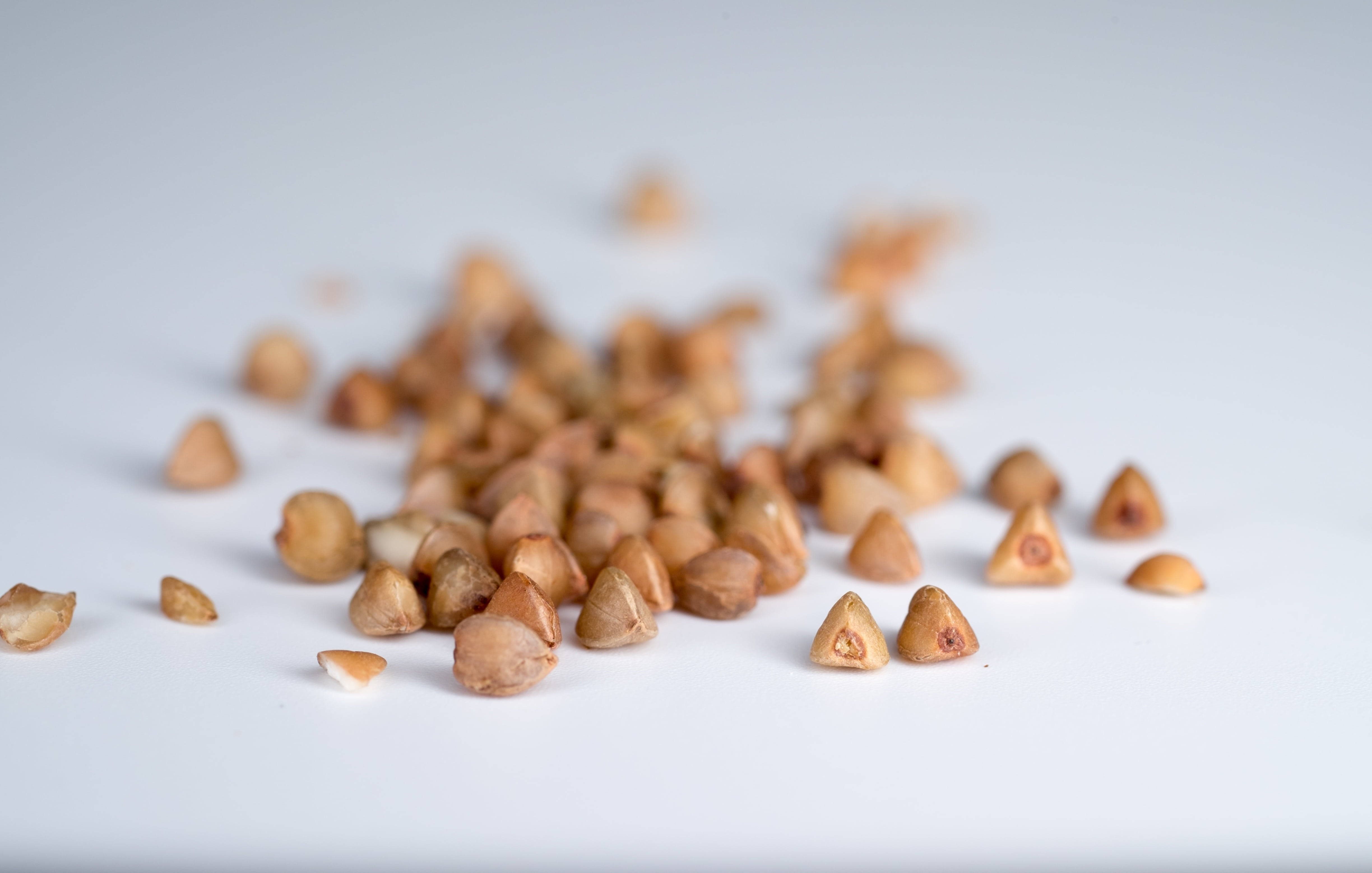 grain, handful, raisin, nuts, delicious, almond, organic, brown, healthy food, macro, indoors, freshness, wellbeing, closeup, healthy, vegetarian, krupa, HD Wallpaper