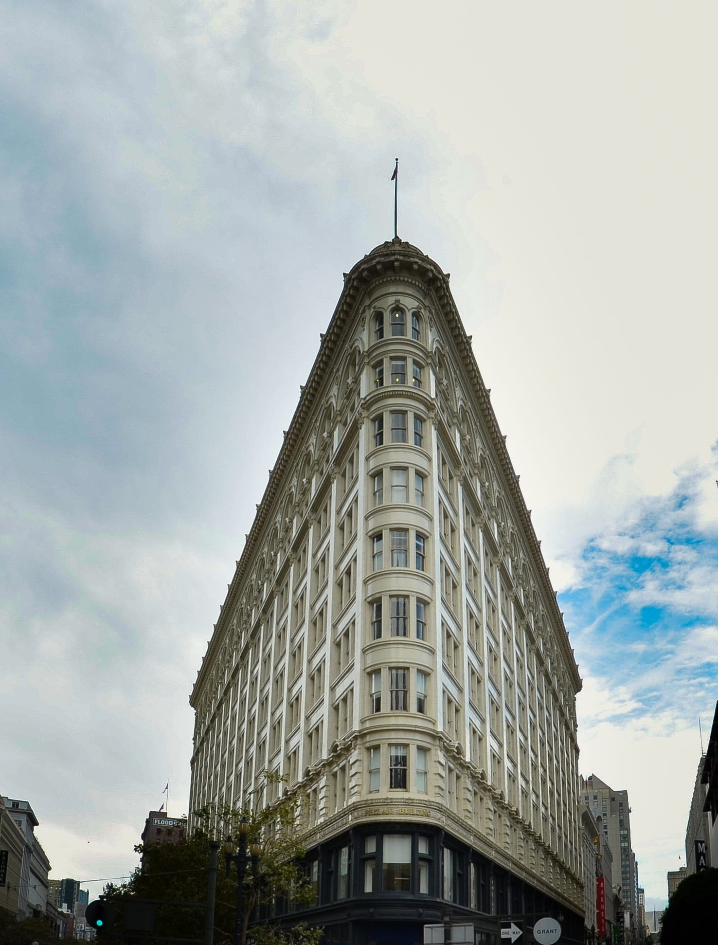 1080P, apartment, design, downtown, tower, sky, history, Architecture, Building, office, travel, no people, built structure, city, window, outdoors, tourism, Phone HD Wallpaper
