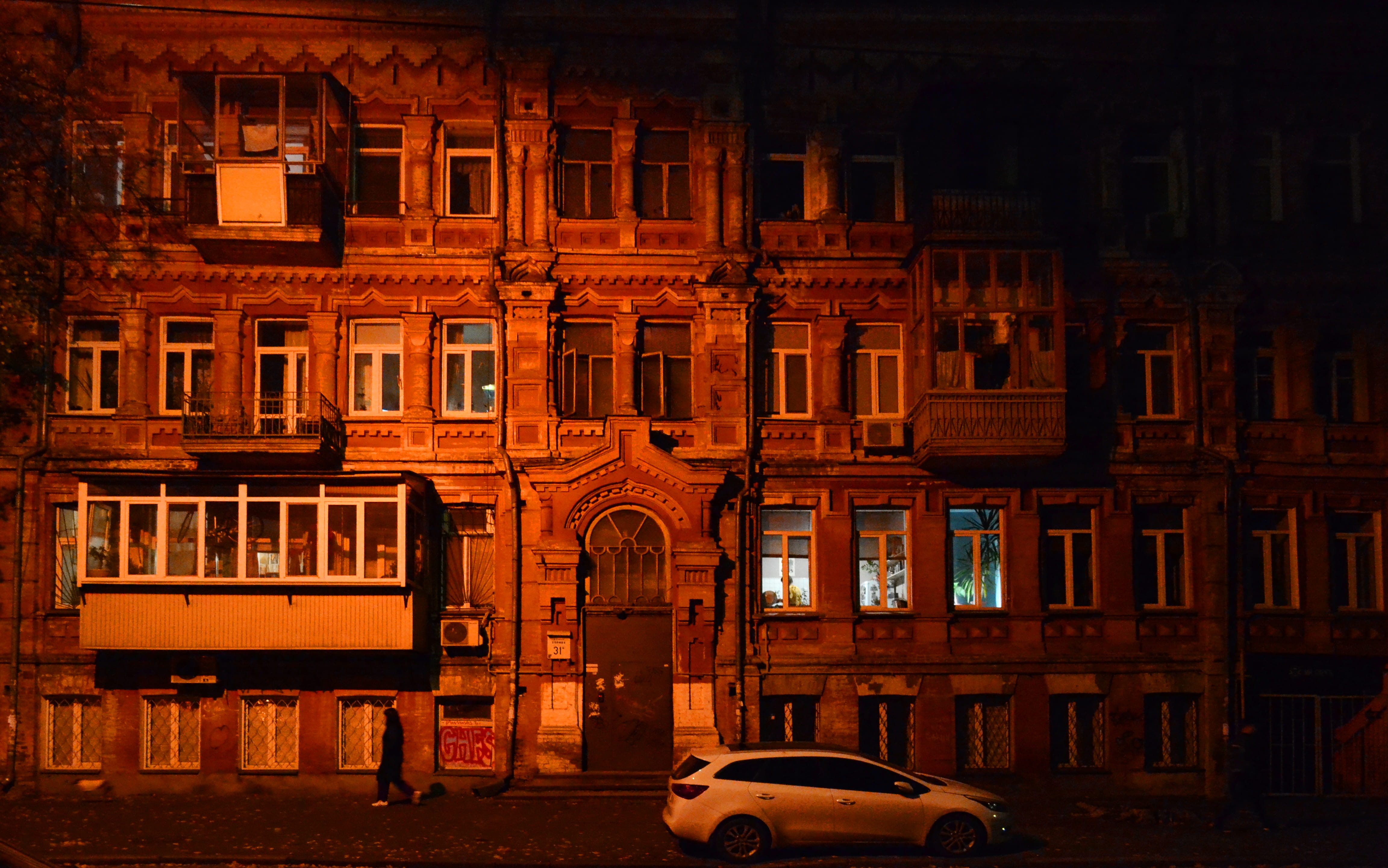 city, mode of transportation, no people, motor vehicle, kyiv, the past, car, building exterior, white, history, night, outdoors, street, window, nature, HD Wallpaper