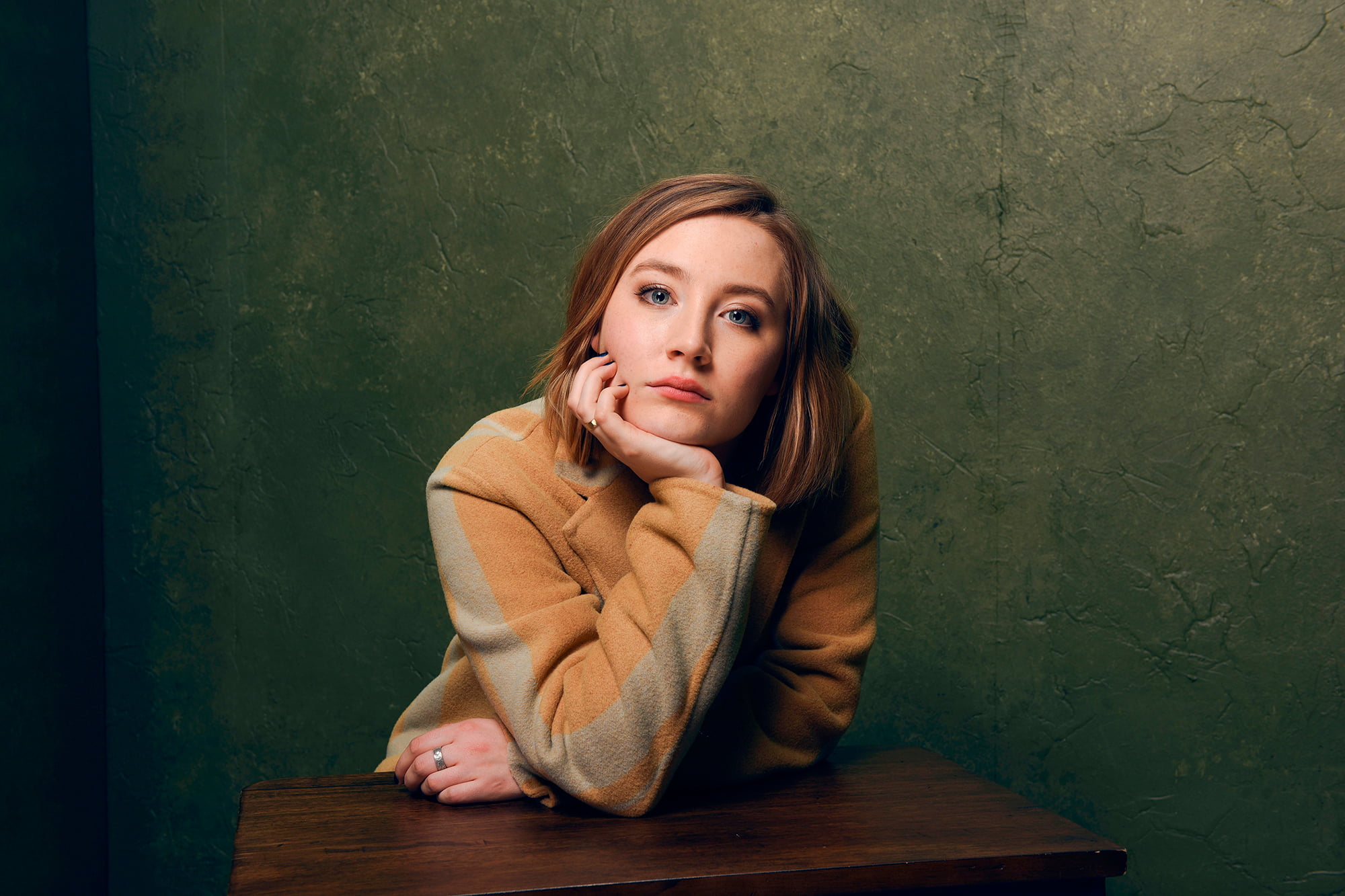 hairstyle, one person, looking at camera, lifestyles, beauty, contemplation, beautiful woman, indoors, Brooklyn, Saoirse Ronan, casual clothing, young women, HD Wallpaper