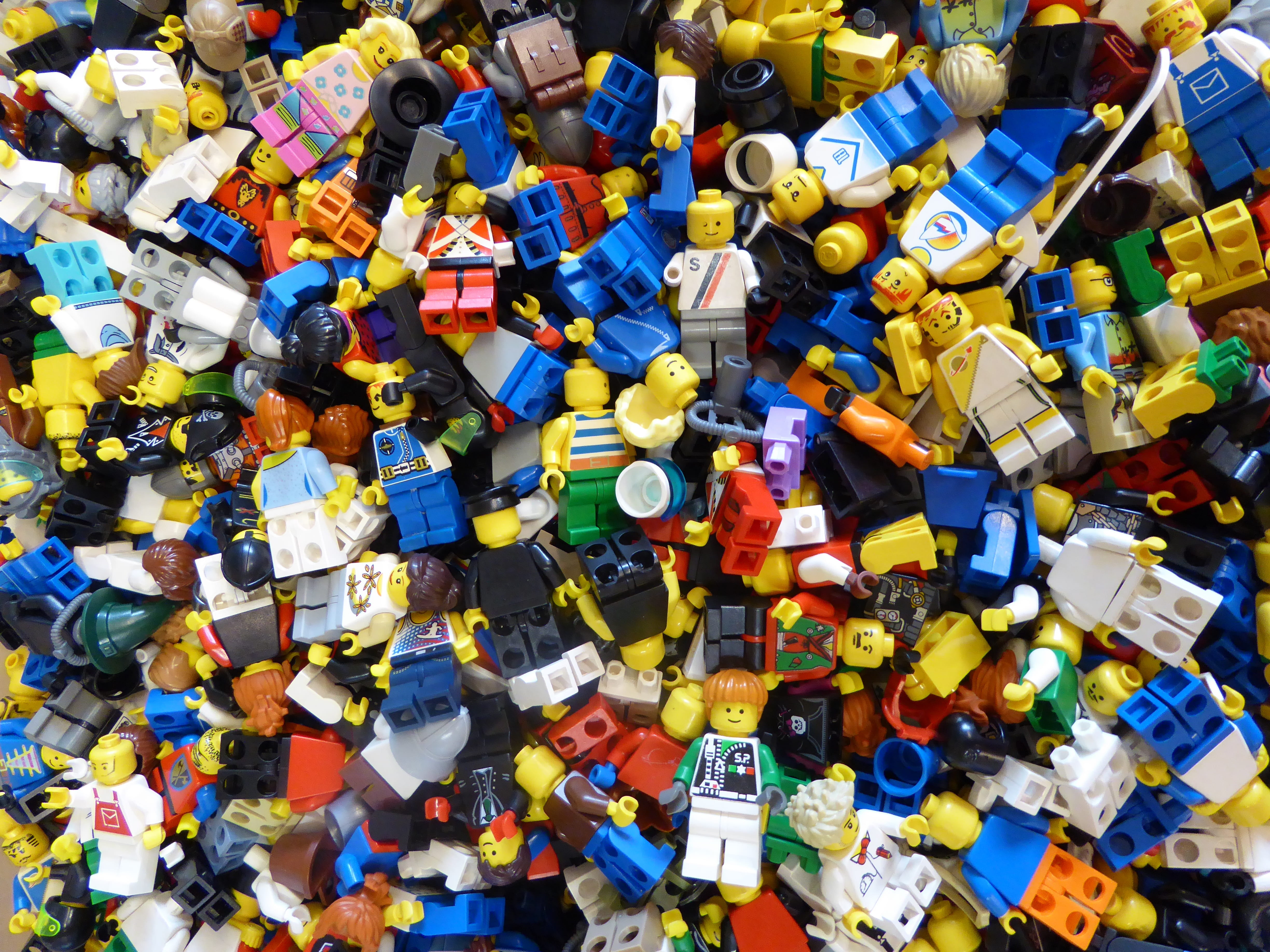 colorful, stone figures, backgrounds, text, toy, collection, indoors, multi colored, high angle view, lego, piecing together, large group of objects, lock, HD Wallpaper
