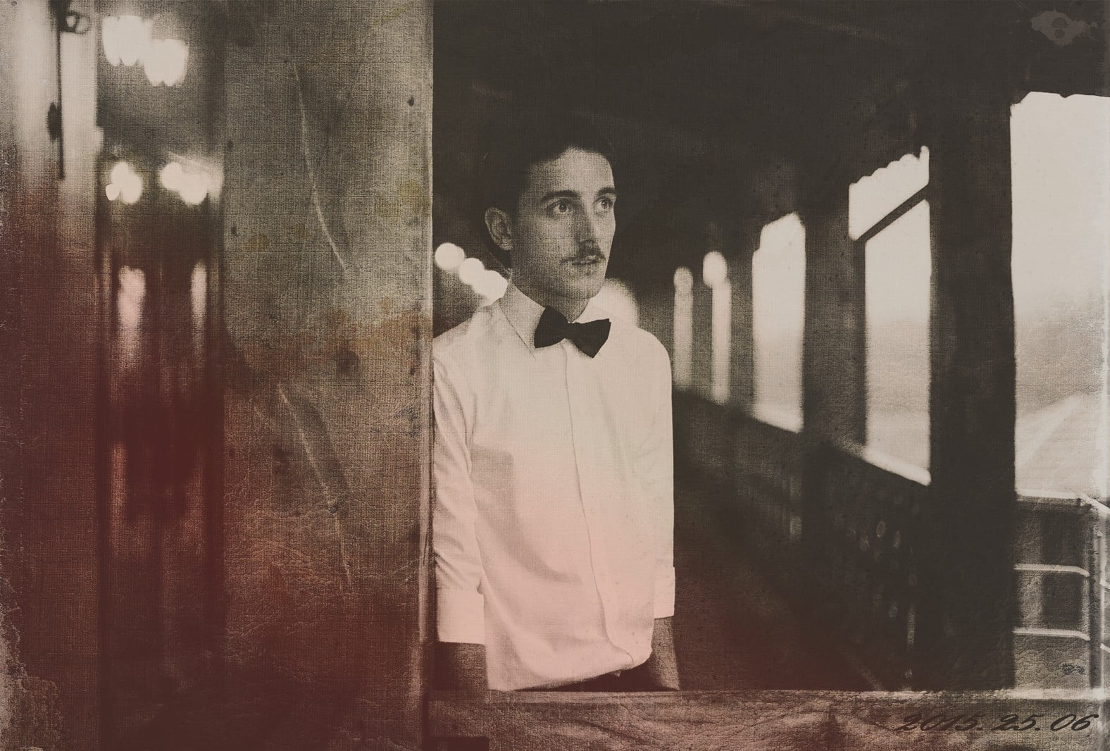 portrait, vintage, built structure, 720P, three quarter length, lifestyles, men, looking at camera, leisure activity, standing, s, dress, young men, old photos, HD Wallpaper