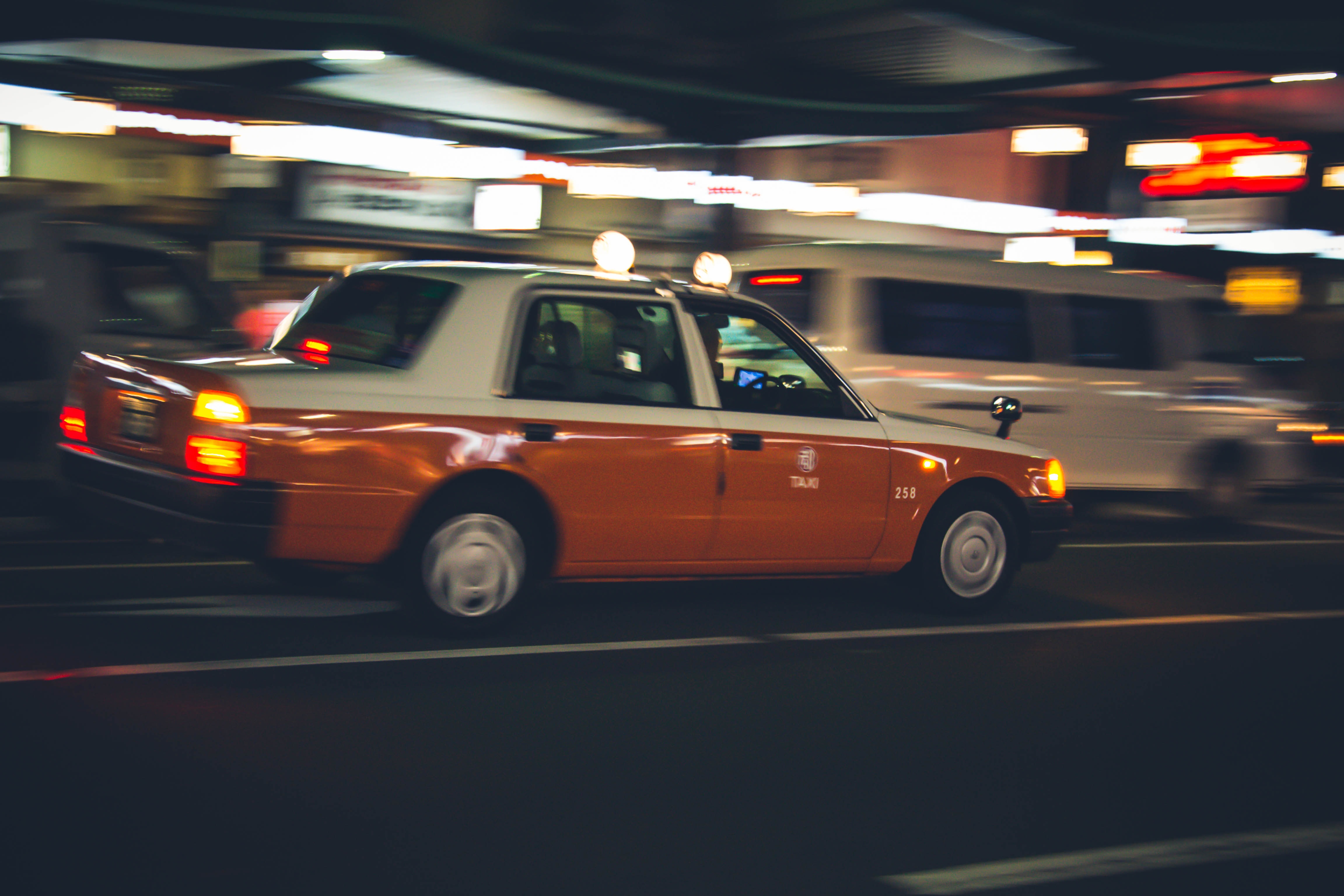 mode of Transport, 4K, work, road, automobile, tourist, blurred motion, speed, passenger, built structure, streaks, city, taxi, motion, kyoto, no people, HD Wallpaper