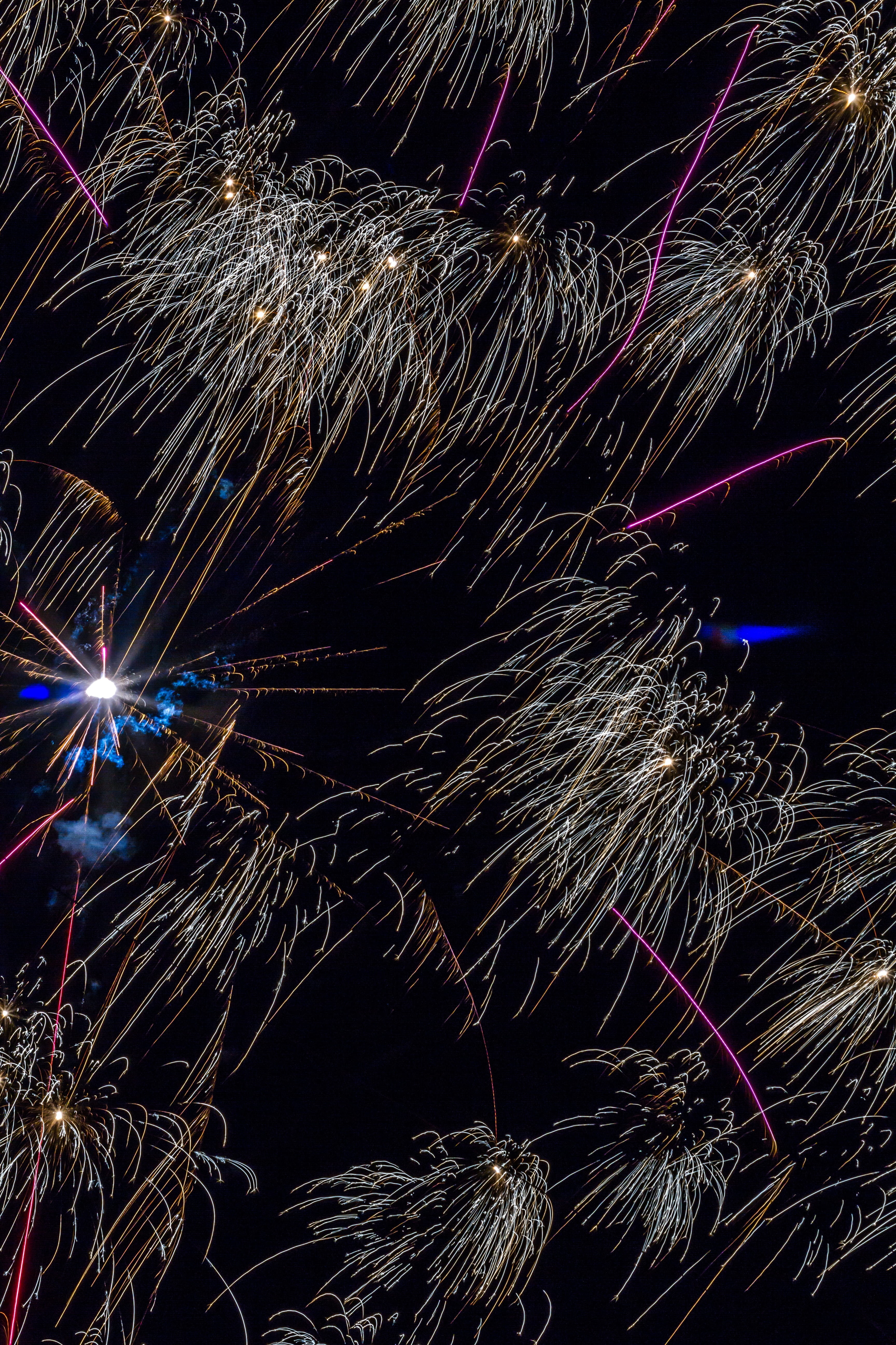 explosion, magic, birthday, christmas, party, new, glowing, new year, fireworks, long exposure, festival, colorful, light, sparkly, sparkle, color, low angle view, Phone HD Wallpaper