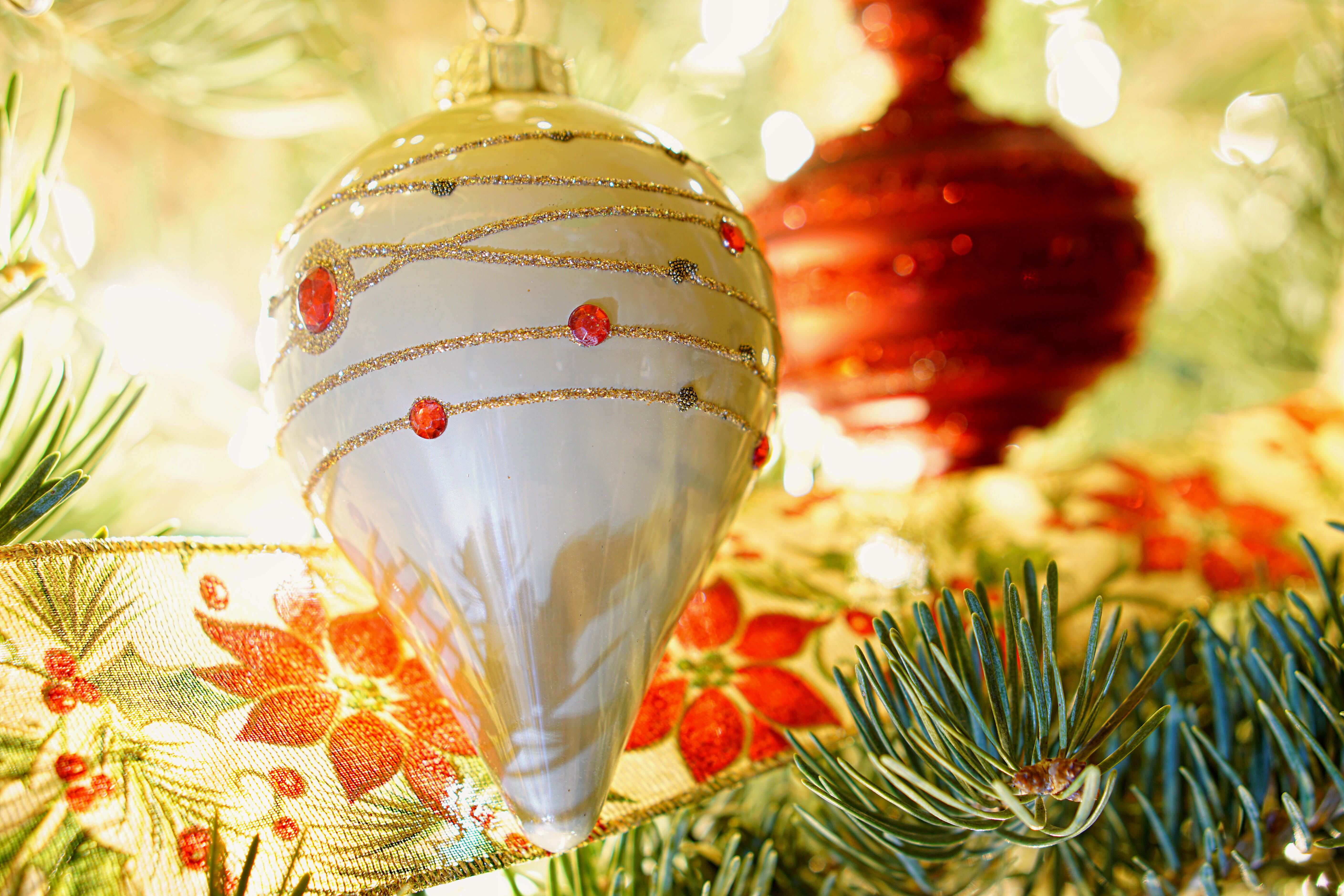 hanging, gold colored, christmas decor, christmas ornament, ornament, christmas tree, plant, festive, event, tree, selective focus, sparkly, holiday, still life, HD Wallpaper