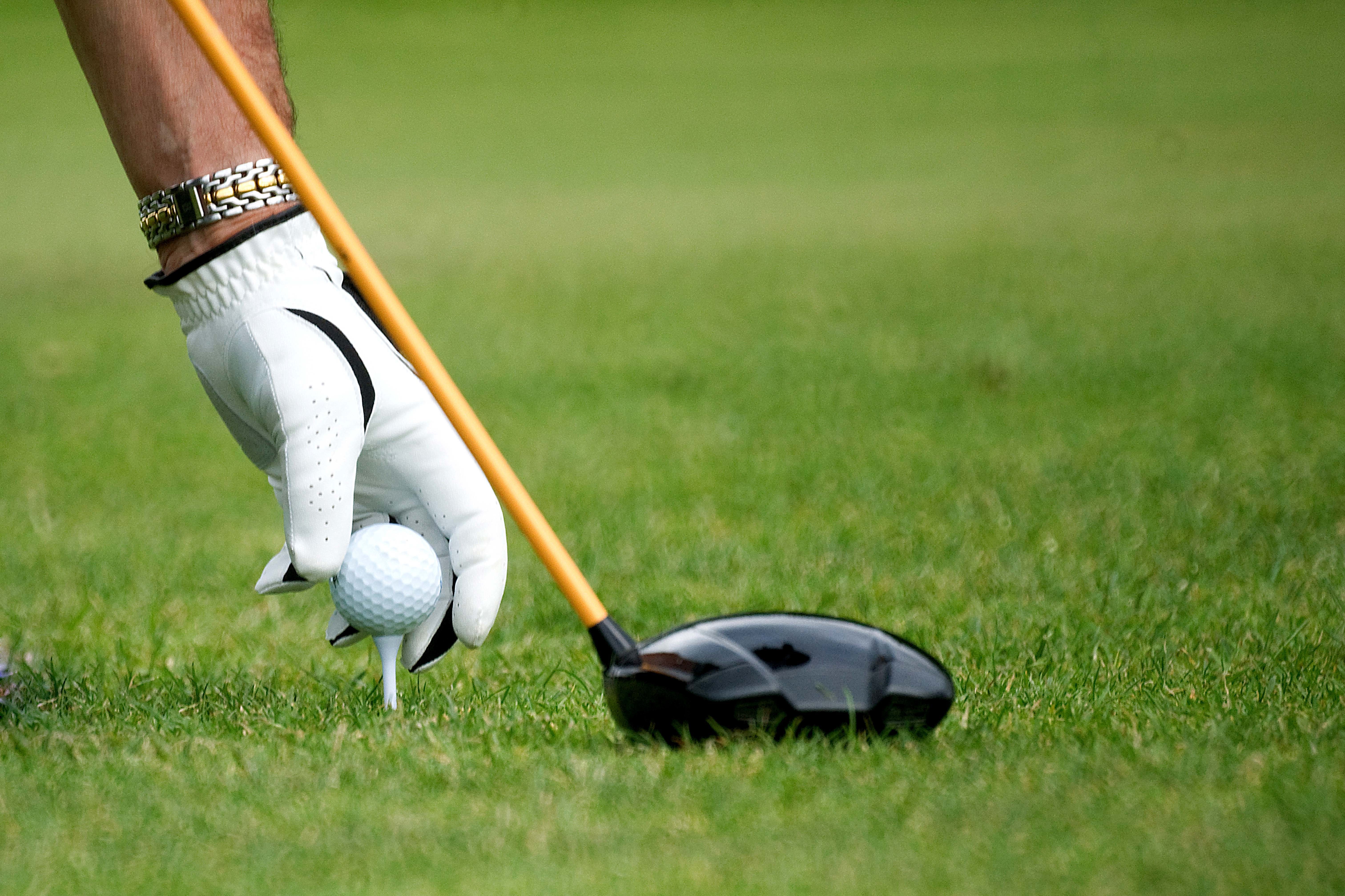 playing, adult, green - golf course, 5K, green color, activity, weekend activities, golf club, leisure activity, grass, one person, golf ball, low section, HD Wallpaper