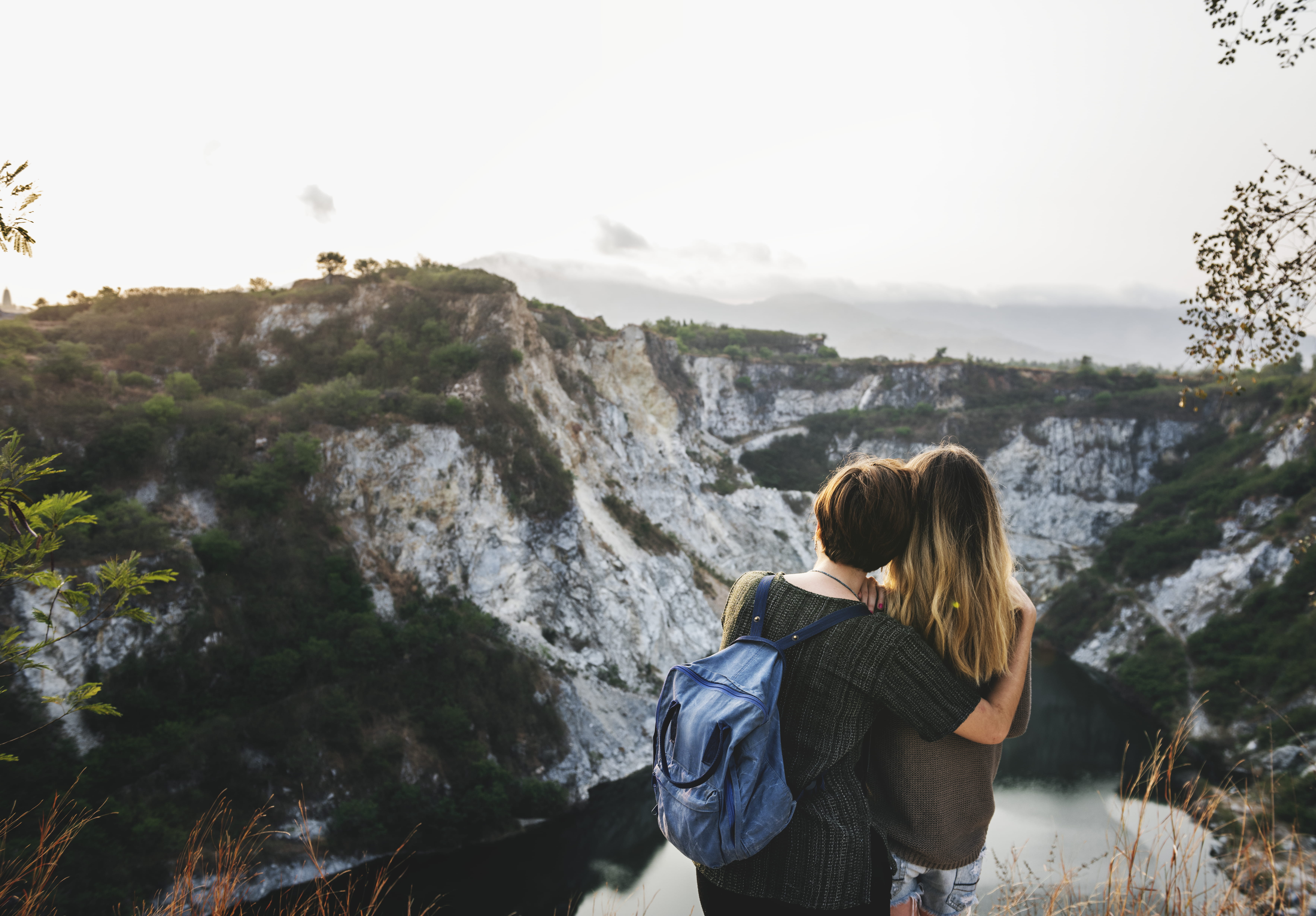 recreation, leisure, backpacking, adult, two people, mother, staring, summer, women, family, leisure activity, scenic, couple - relationship, journey, adventure, HD Wallpaper