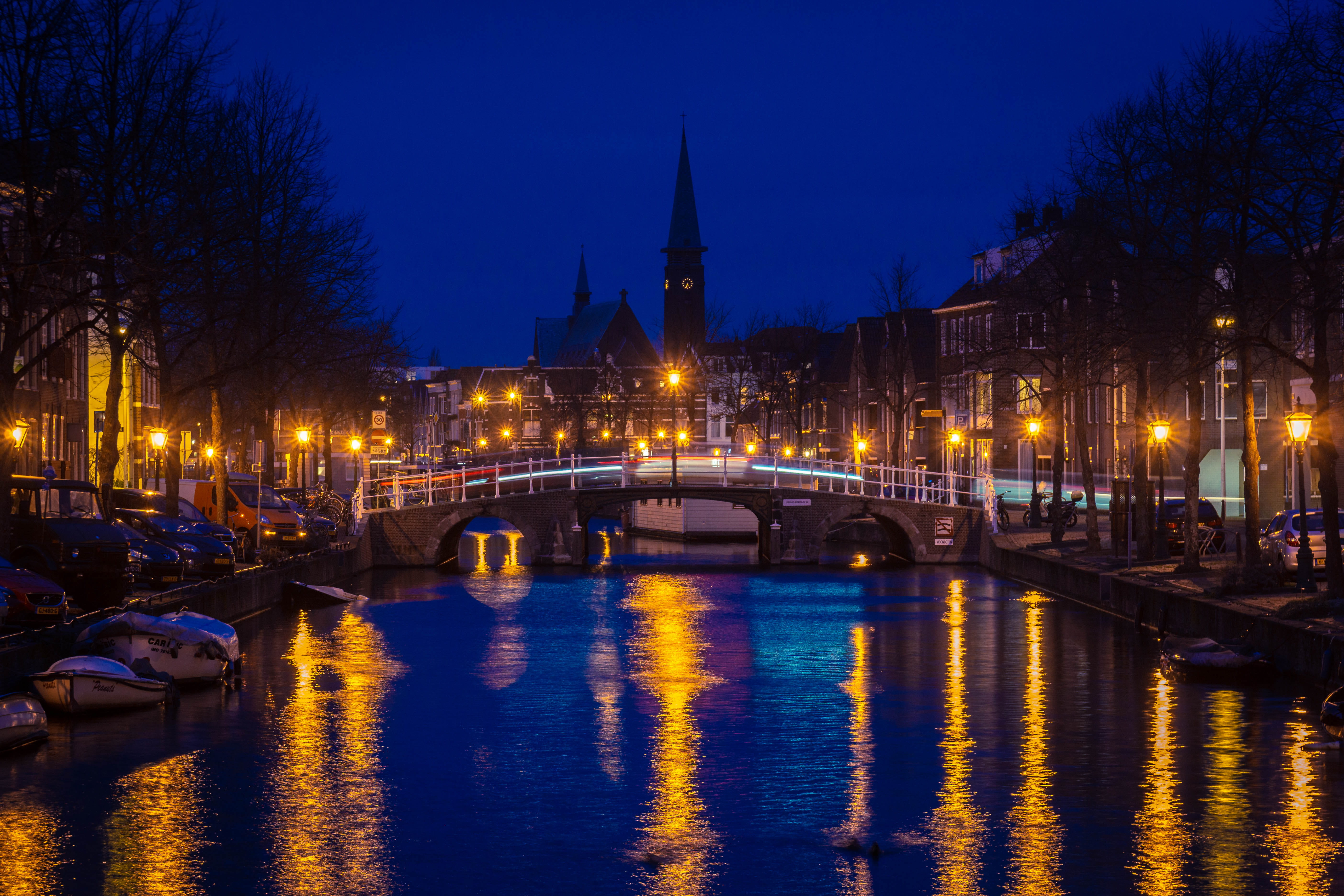 illuminated, lights, city, 5K, spire, night, architecture, building, water, canal, netherlands, bridge, leiden, dock, connection, time, outdoors, boat, HD Wallpaper