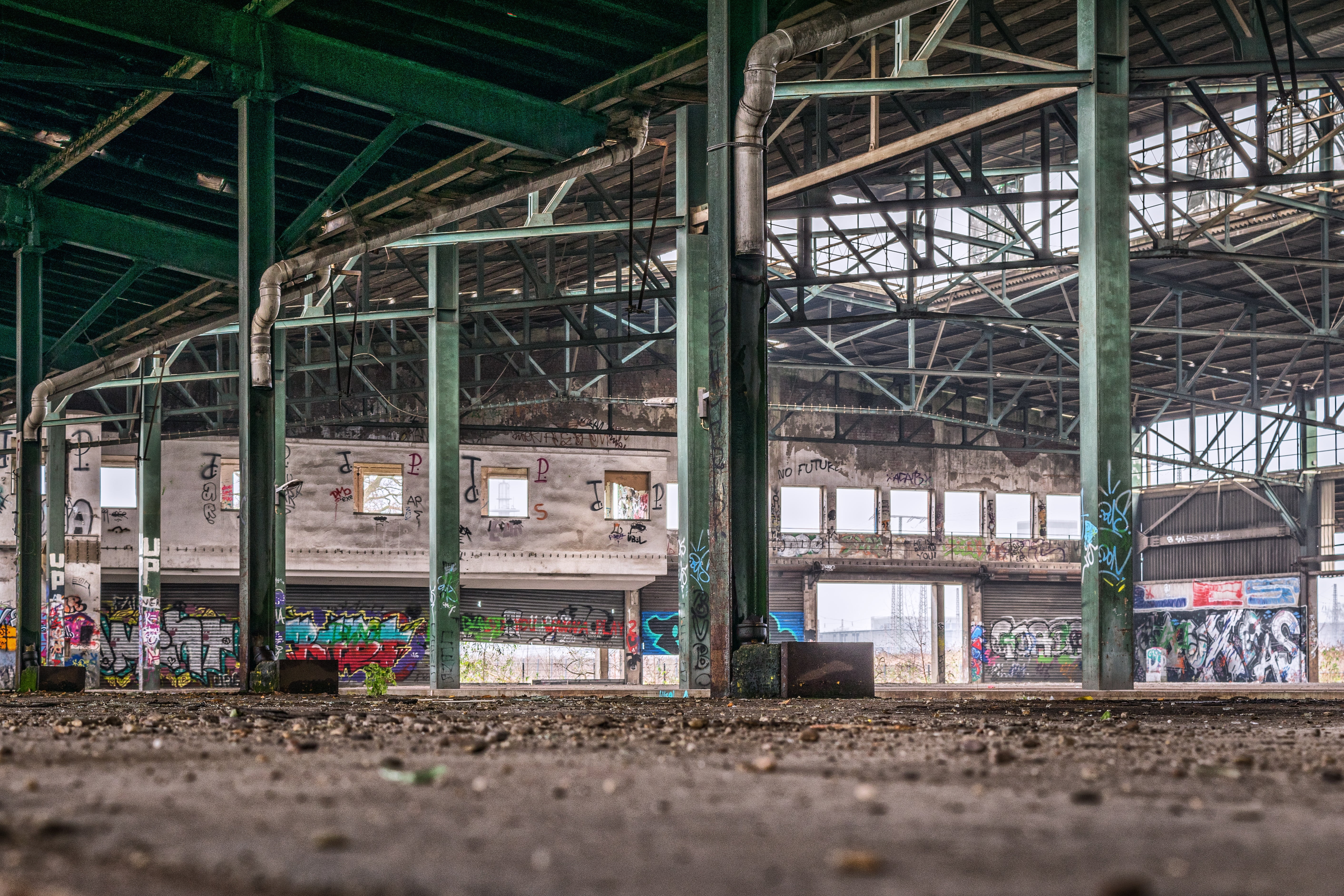 metal, no people, deterioration, 5K, day, run-down, corrosion, perspective, bad condition, abandoned, built structure, ceiling, ruined, underground, messy, HD Wallpaper