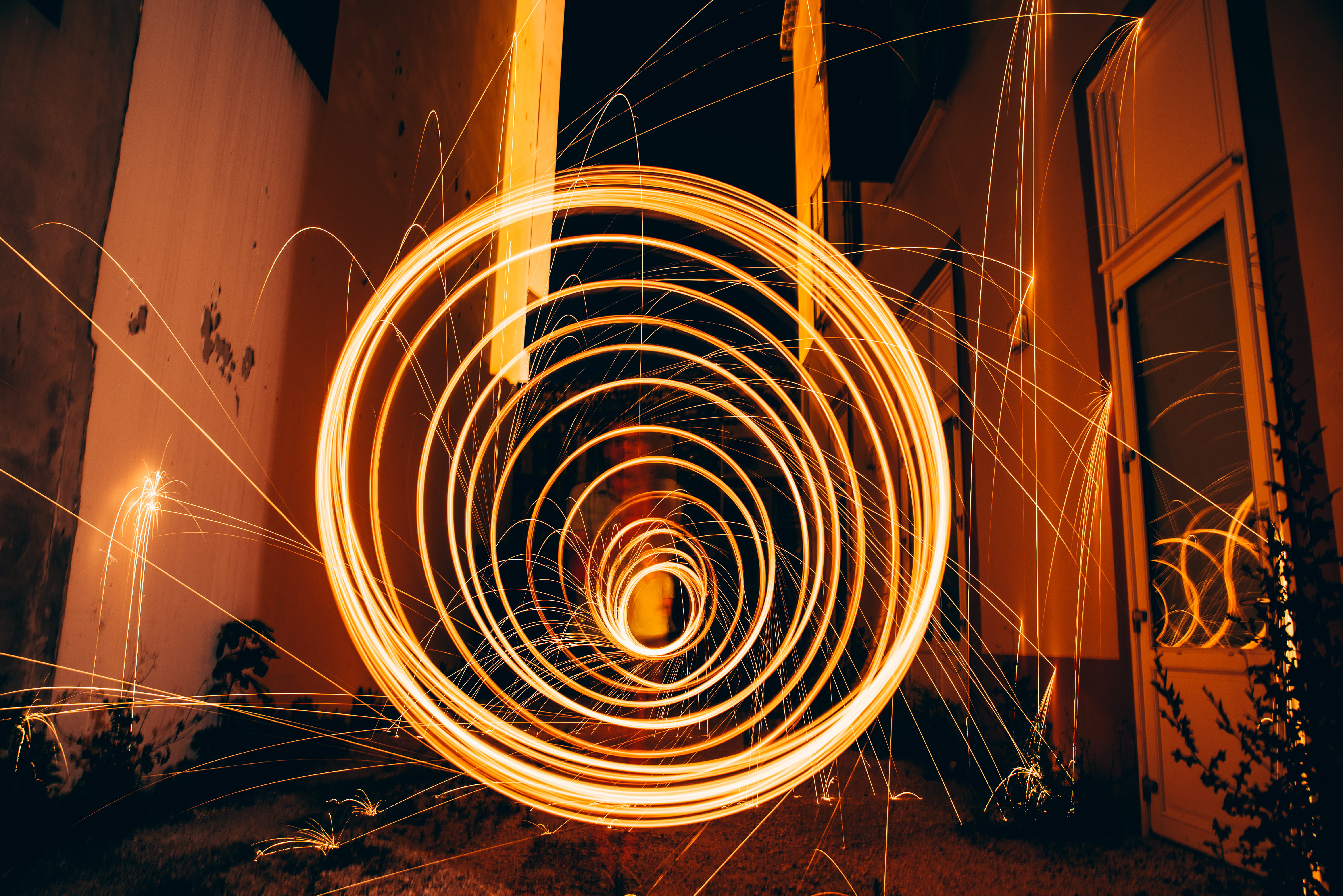 Neon light, pattern, glowing, abstract, outdoors, wire wool, spinning, spiral, blurred motion, neon, fireworks, light, firework, brown, 5K, design, orange color, HD Wallpaper