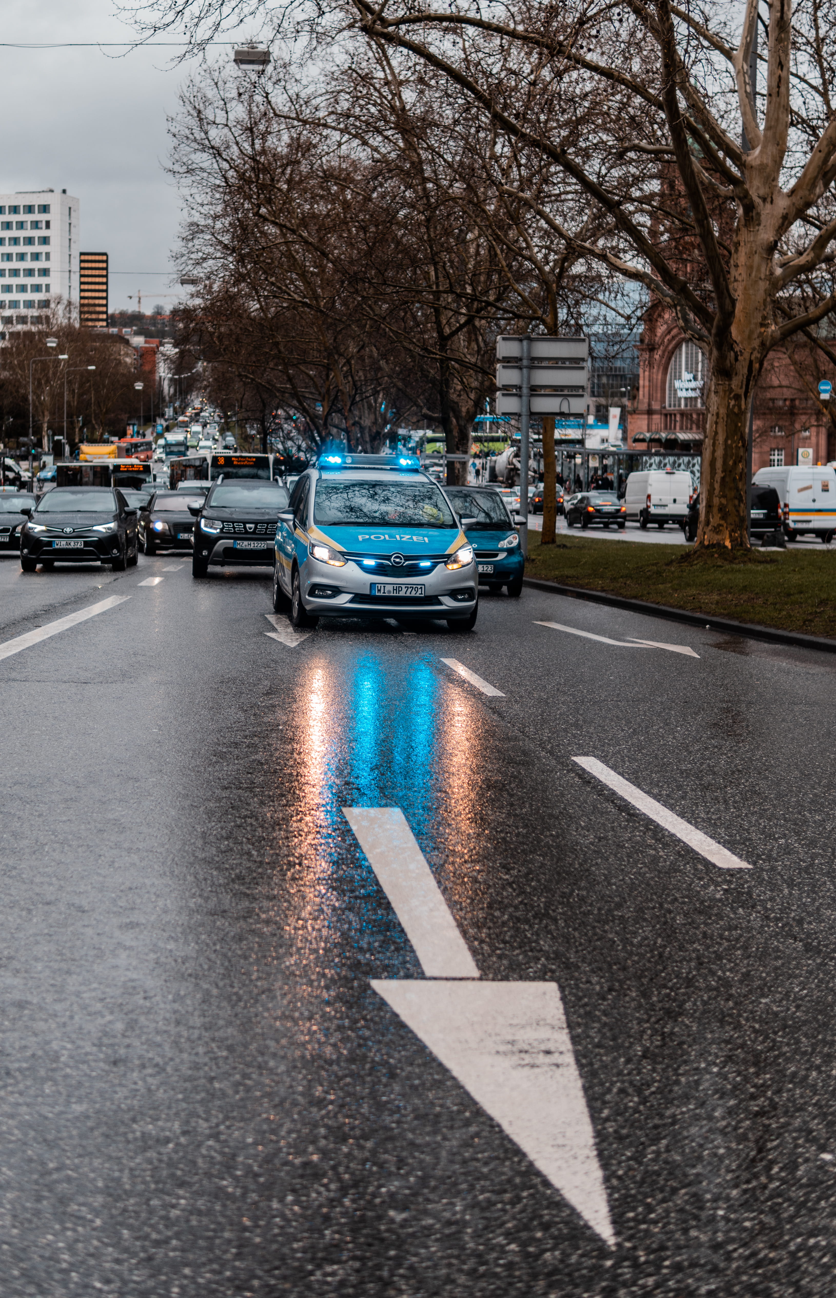 motor vehicle, no people, asphalt, 4K, land vehicle, wiesbaden, light, polizei, vehicle, wheel, building, architecture, building exterior, tarmac, lights, Phone HD Wallpaper