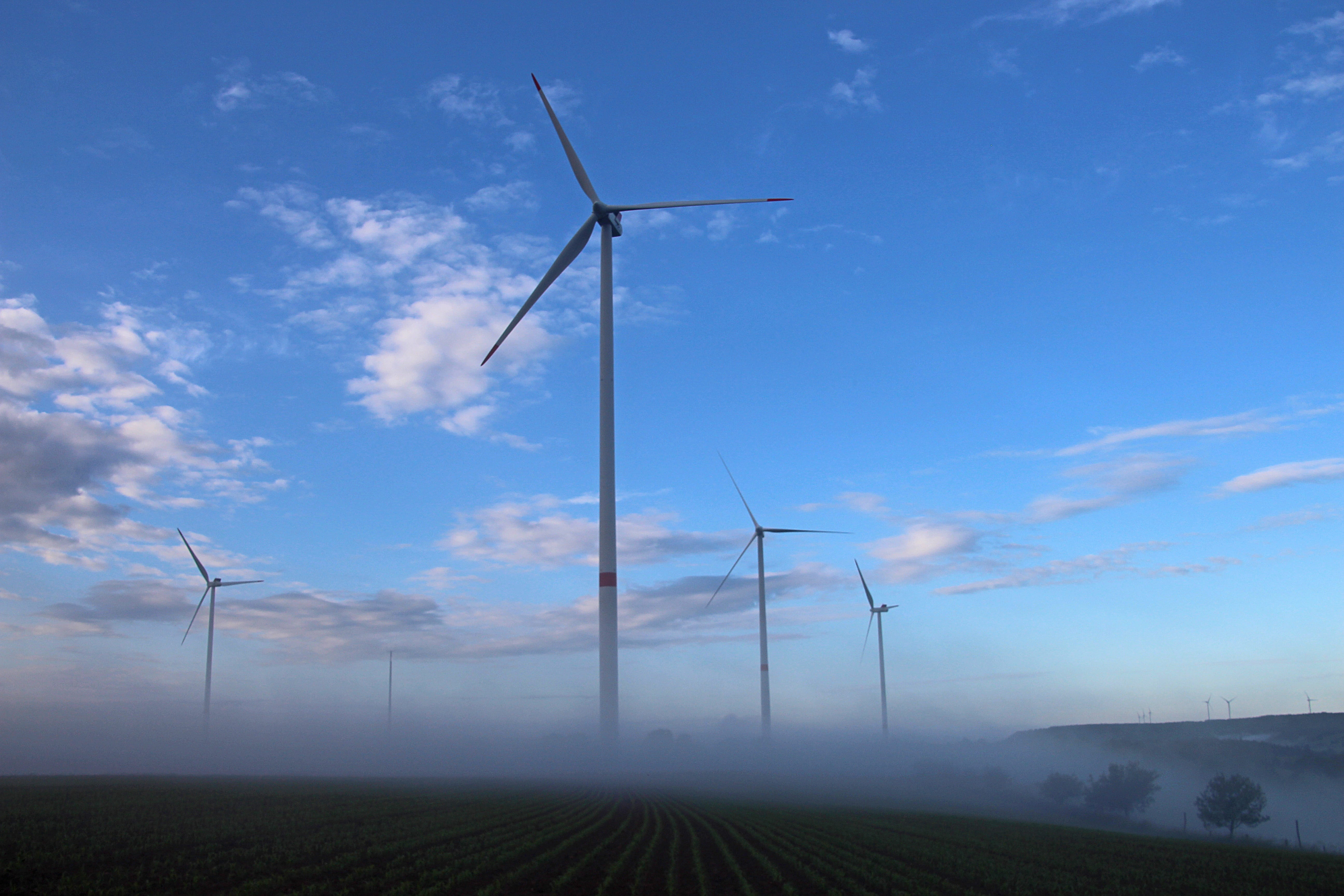 sky, alternative energy, rural scene, renewable energy, environment, beauty in nature, forward, arable land, power supply, nature, landscape, environmental technology, HD Wallpaper