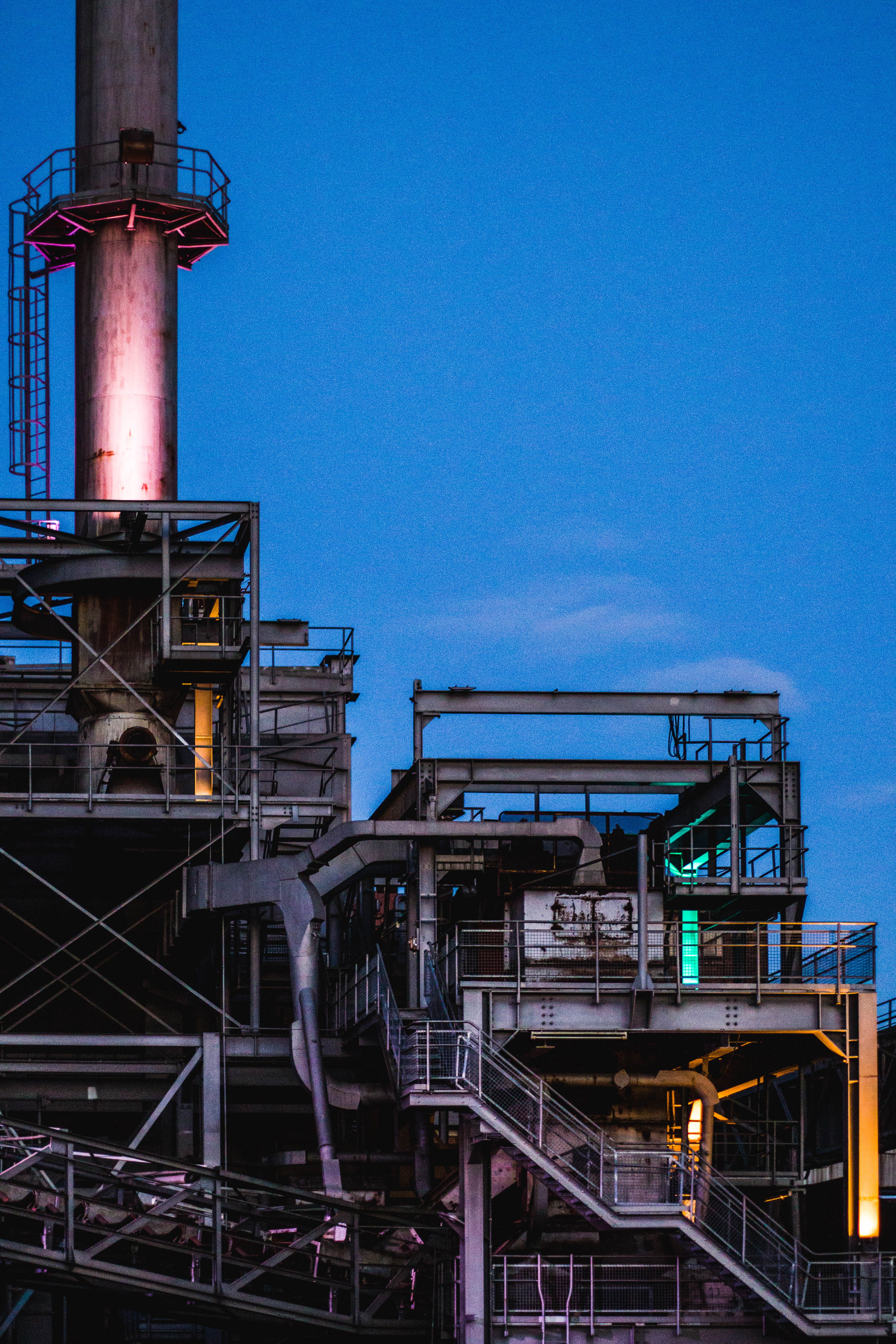 sky, industrial equipment, industrial building, metal industry, gray, structure, factory, oil industry, industry, pipe - tube, building, fuel and power generation, Phone HD Wallpaper