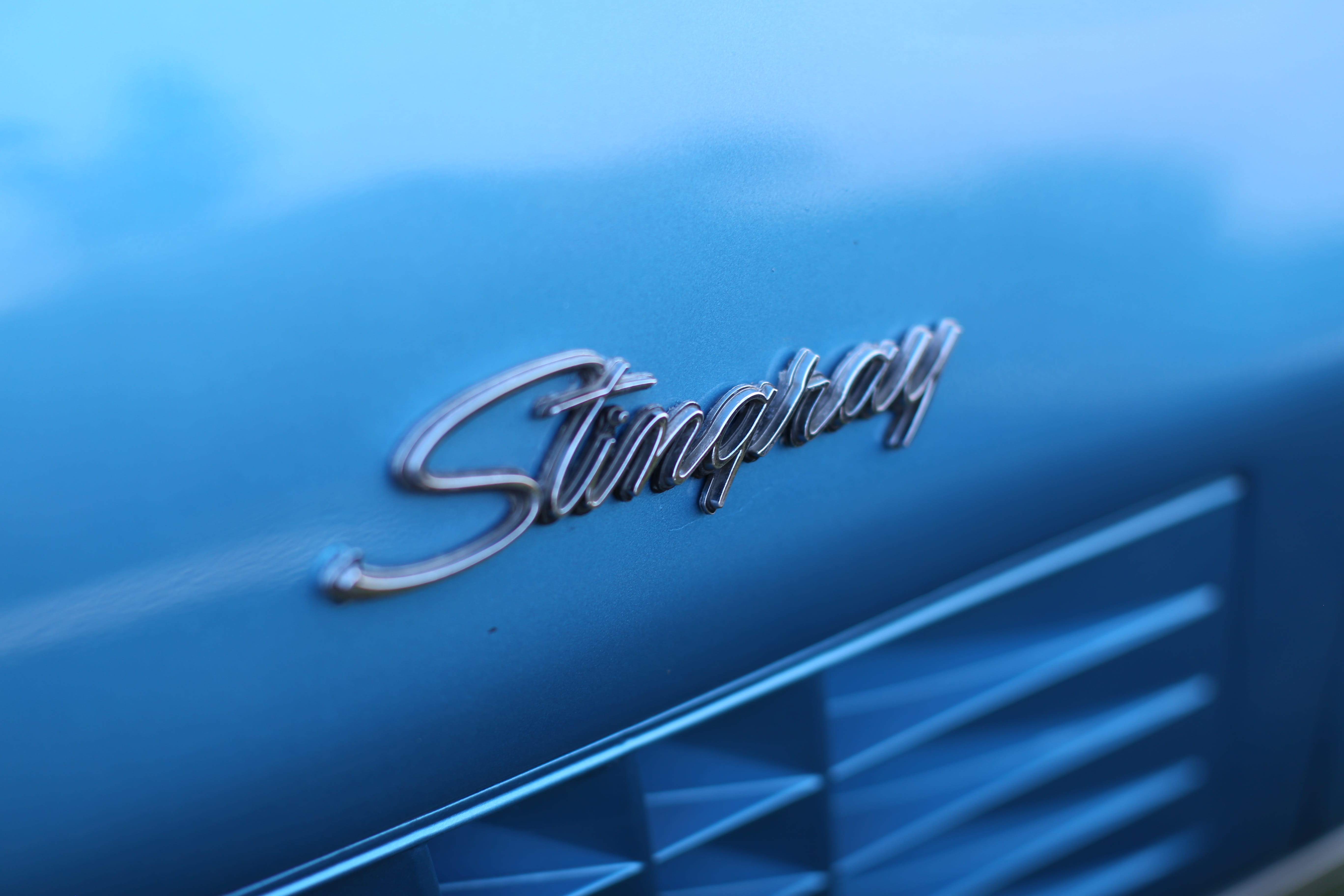 vehicle, antique, historical, road, nostalgia, automobile, blue background, adventure, travel, corporate business, 5K, railway, transportation, steel, HD Wallpaper