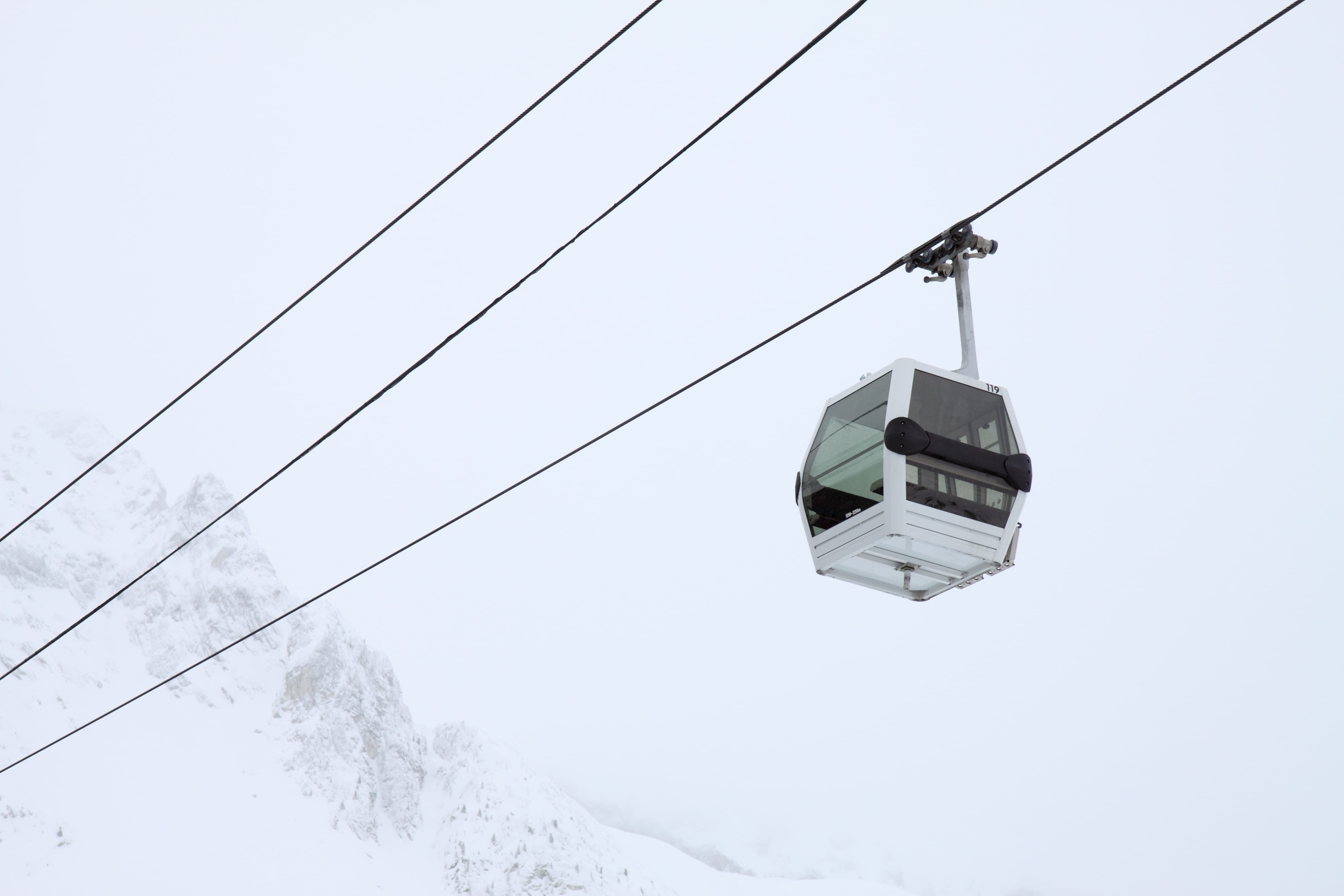 Cable, Alpine, white color, winter, cold temperature, Cabin, clear sky, transportation, resort, Air, sky, day, transport, car, snowing, alps, cable car, HD Wallpaper