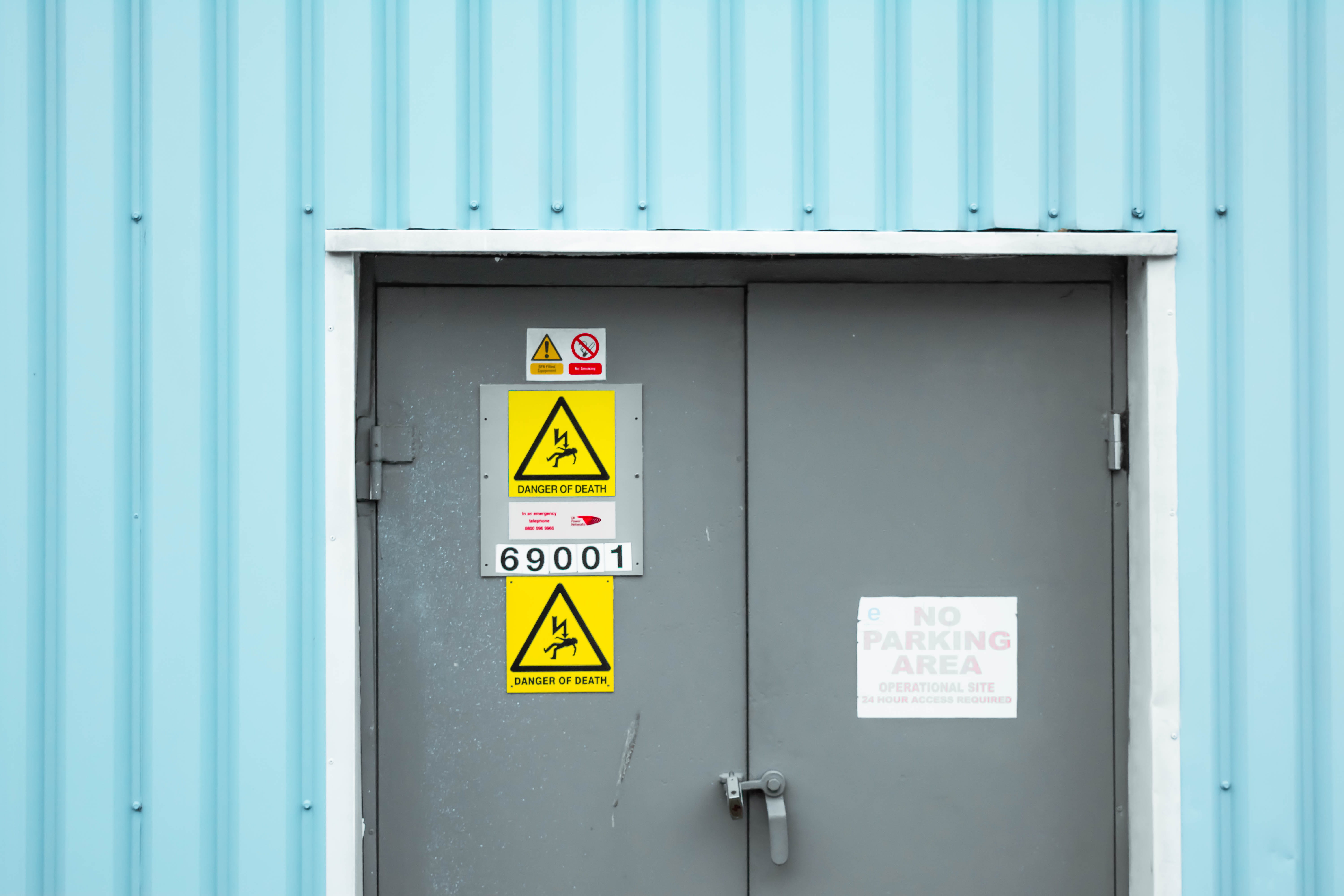 safety, high voltage sign, light, built structure, warning, protection, sign, representation, security, assorted, minimalism, guidance, entrance, 5K, outdoors, HD Wallpaper