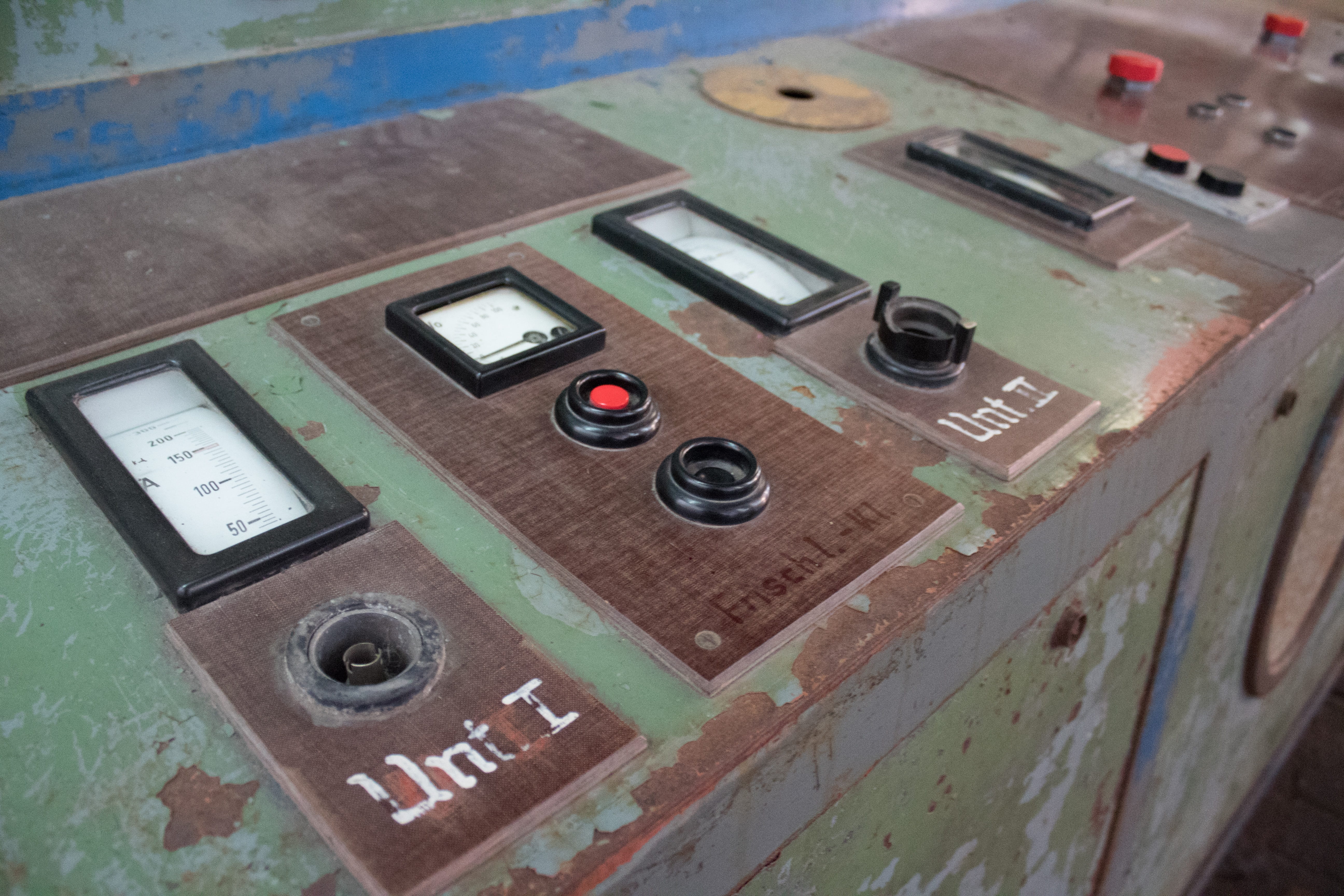 old, stainless, old factory building, green color, control, monitoring, command center, equipment, close-up, ad, indoors, industry, metal, high angle view, HD Wallpaper
