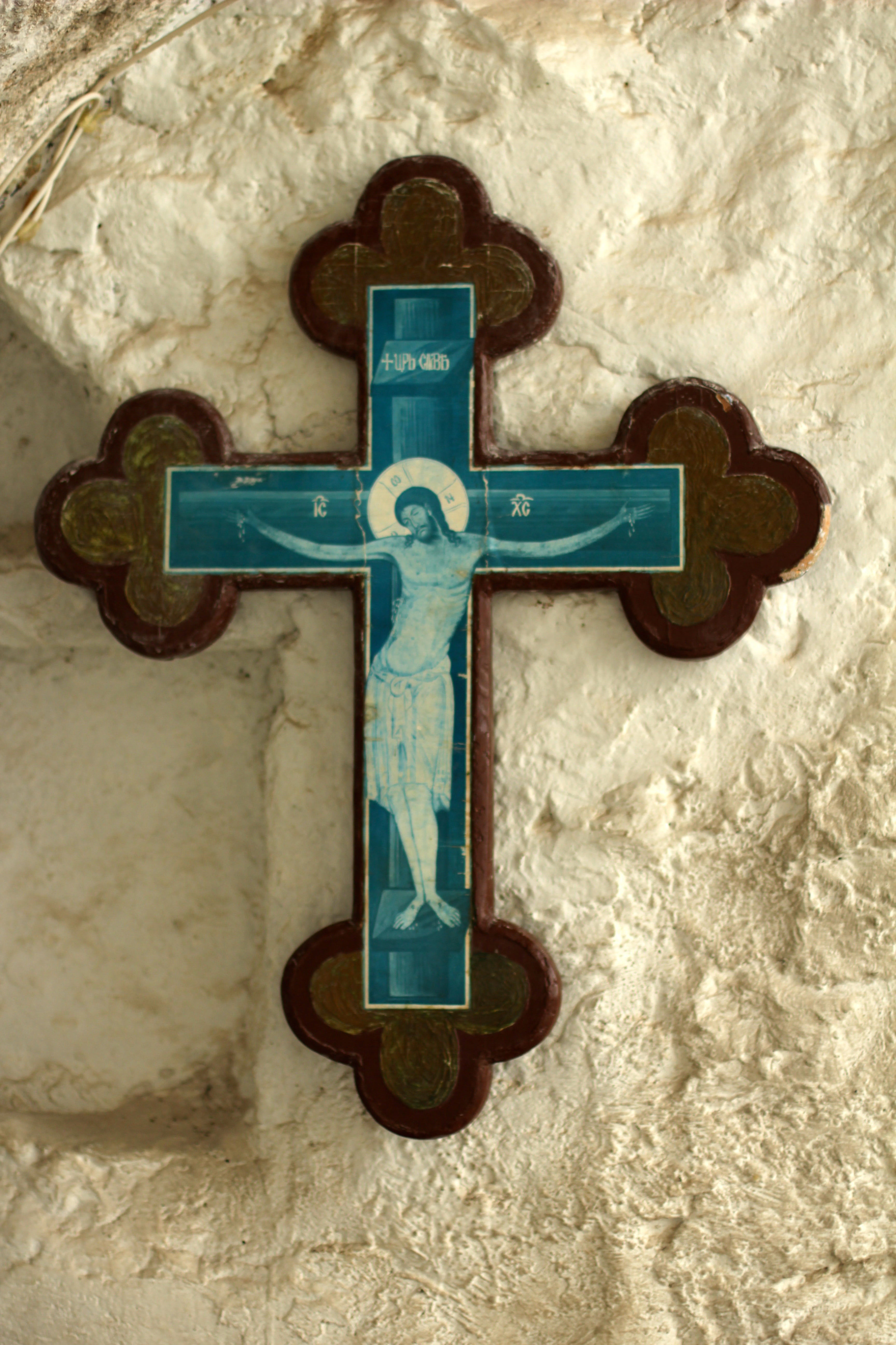 belief, 5K, wood, christ, cross, religion, crucifix, day, place of worship, jesus christ, symbol, inri, god, indoors, no people, christianity, spirituality, Phone HD Wallpaper